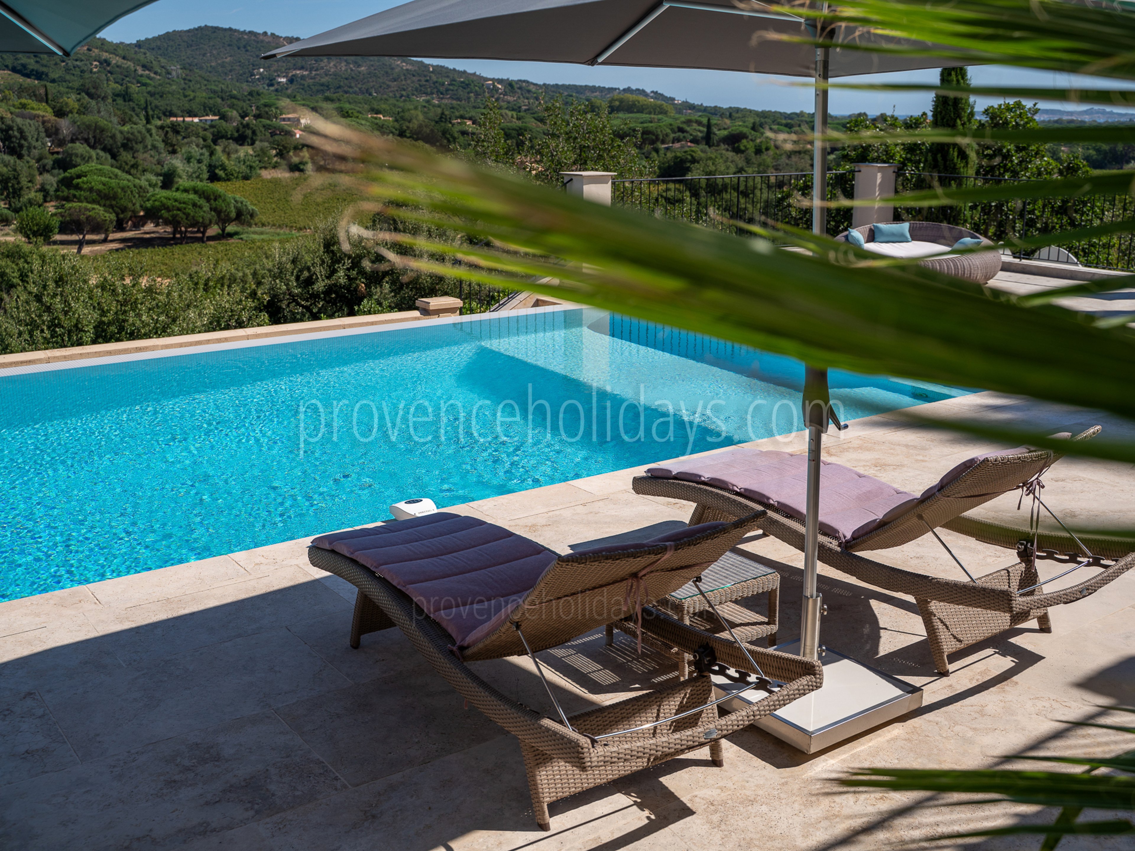 16 - Villa Euresis: Villa: Pool