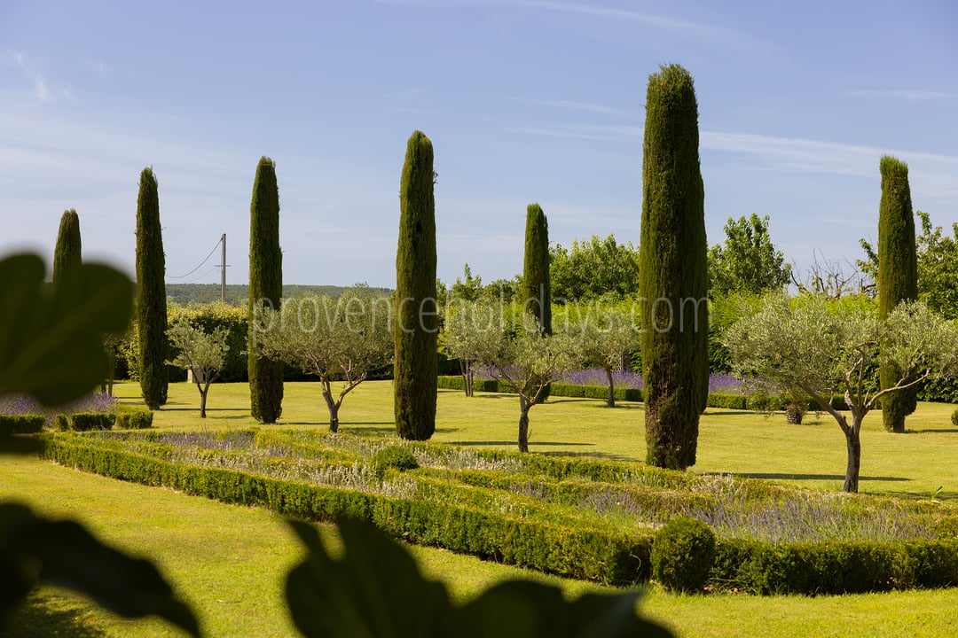10 - Bastide de la Combe: Villa: Exterior