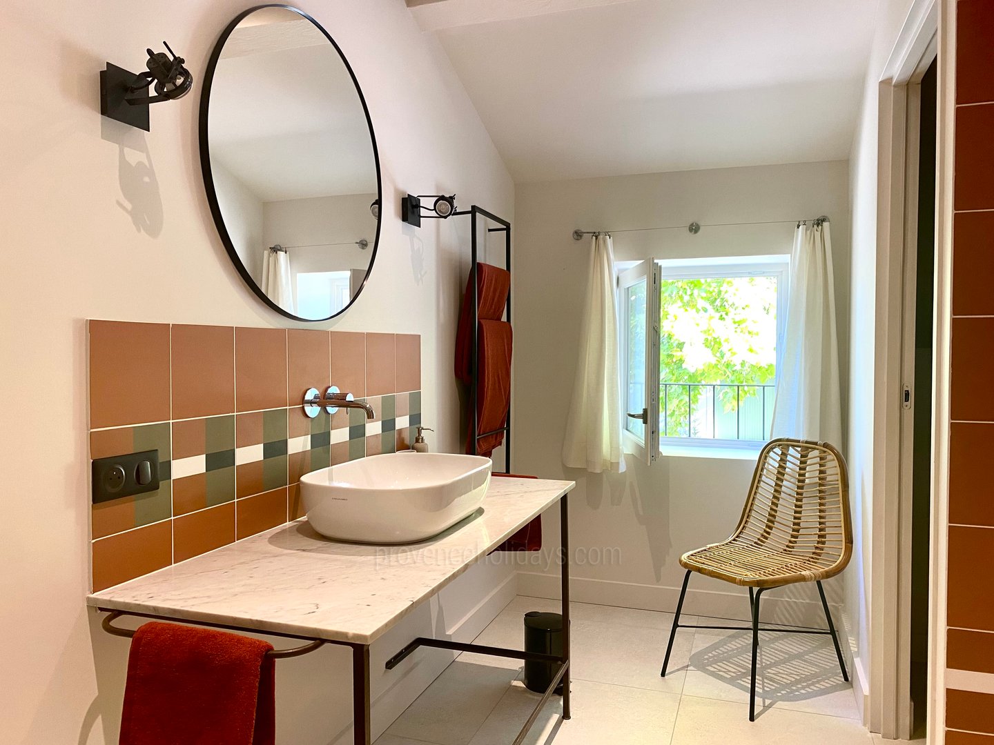 42 - Grand Mas de Cairanne: Villa: Bathroom