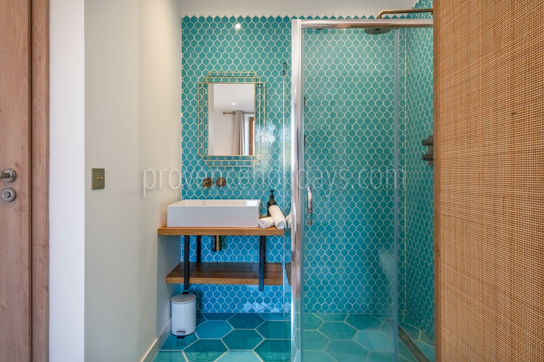 36 - Mas de Bellevue: Villa: Bathroom