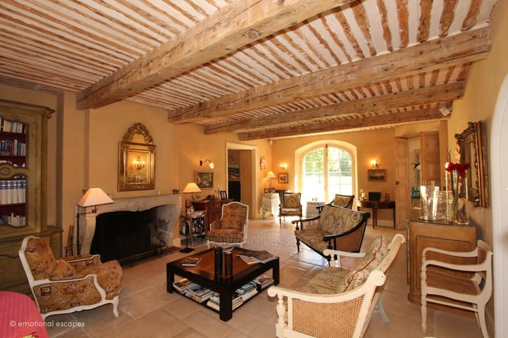 15 - Le Domaine des Cyprès: Villa: Interior