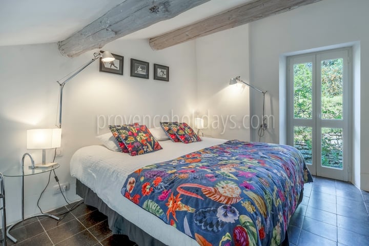 40 - Le Moulin de Gordes: Villa: Bedroom
