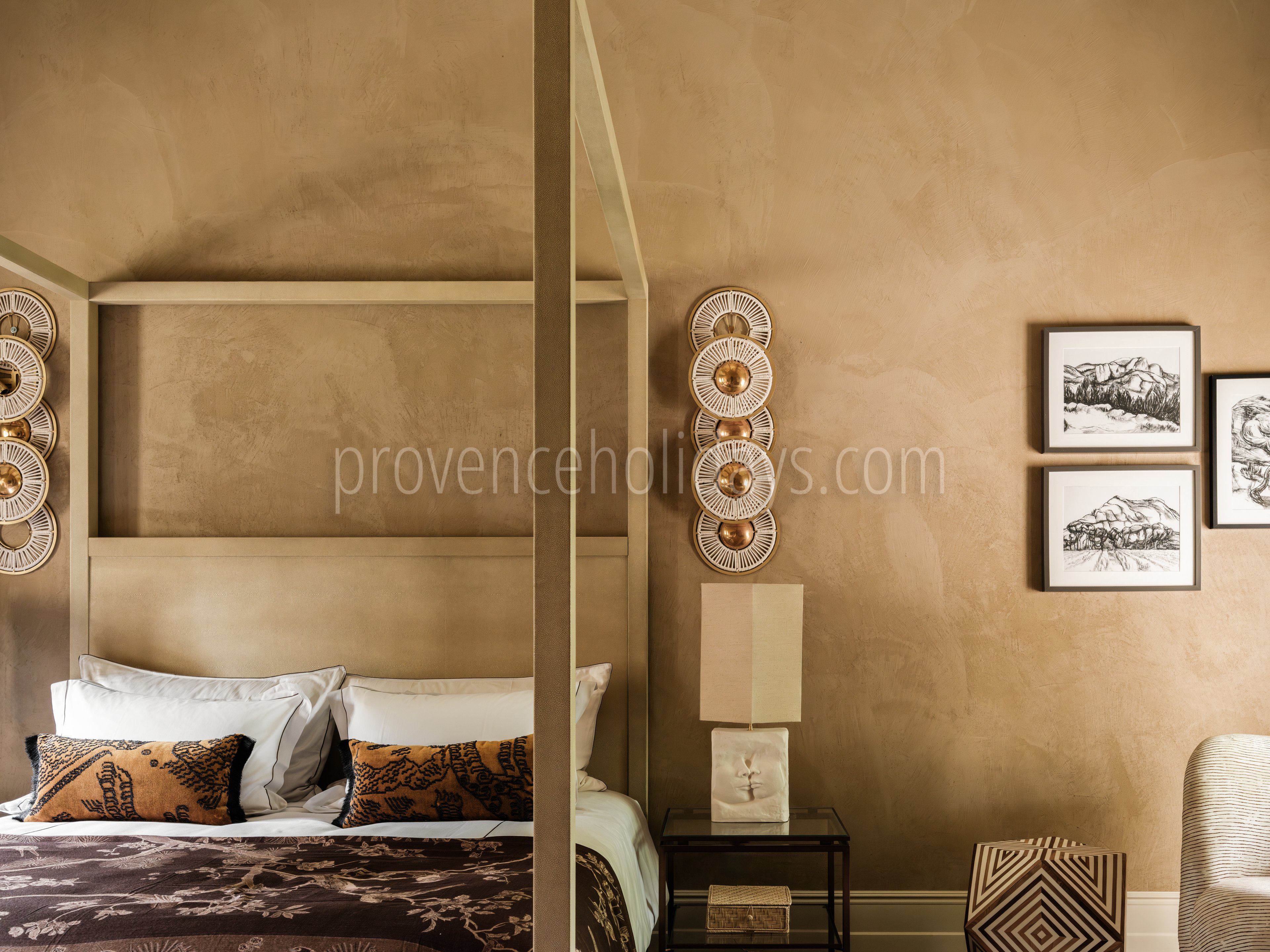 16 - Mas Simone: Villa: Bedroom