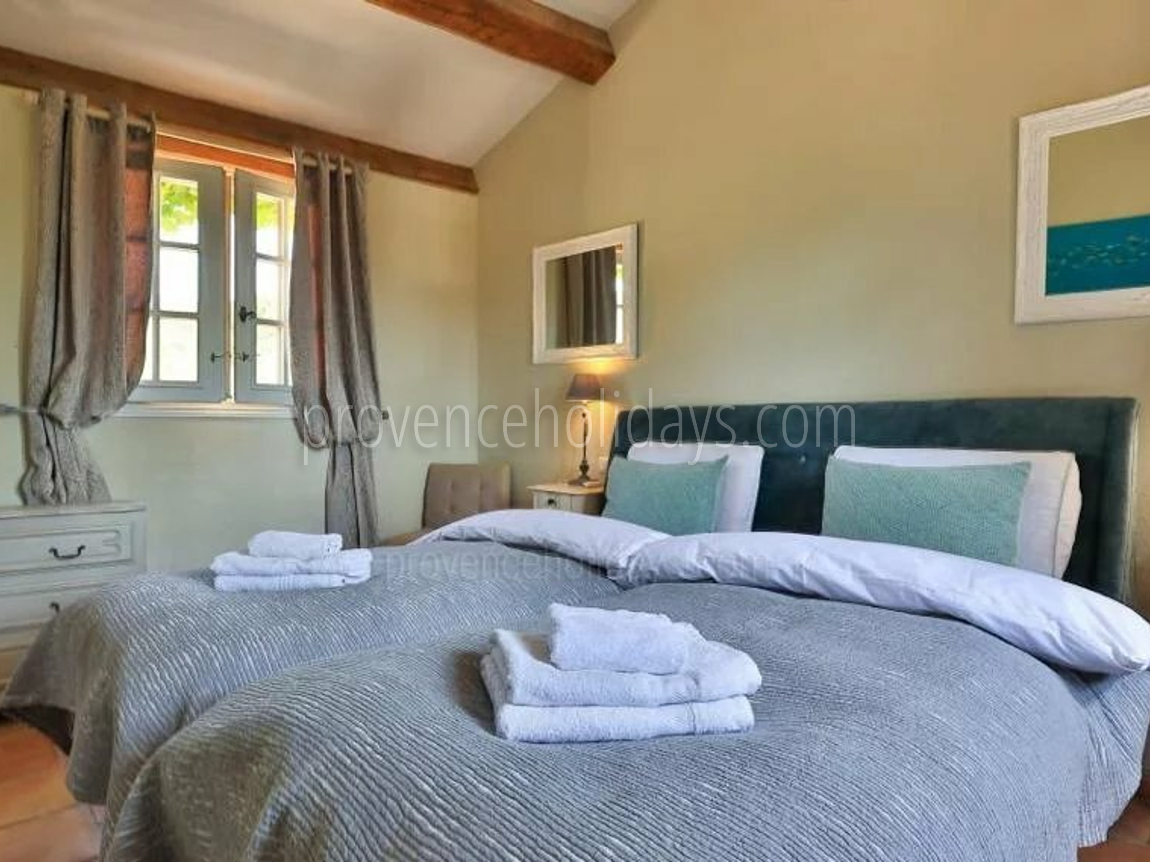 9 - Hameau des Sarments: Villa: Bedroom