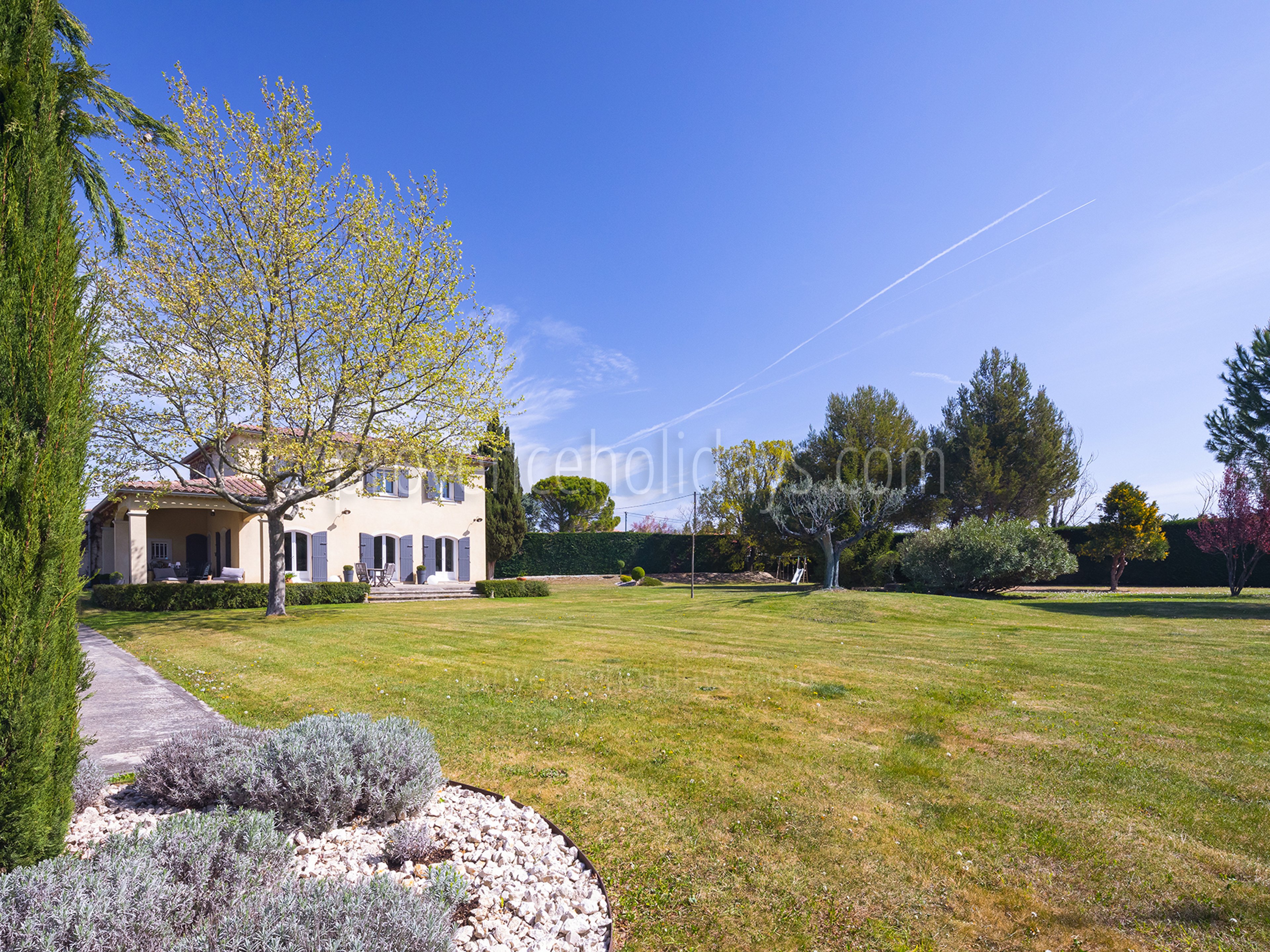 27 - Chez Sarah: Villa: Exterior