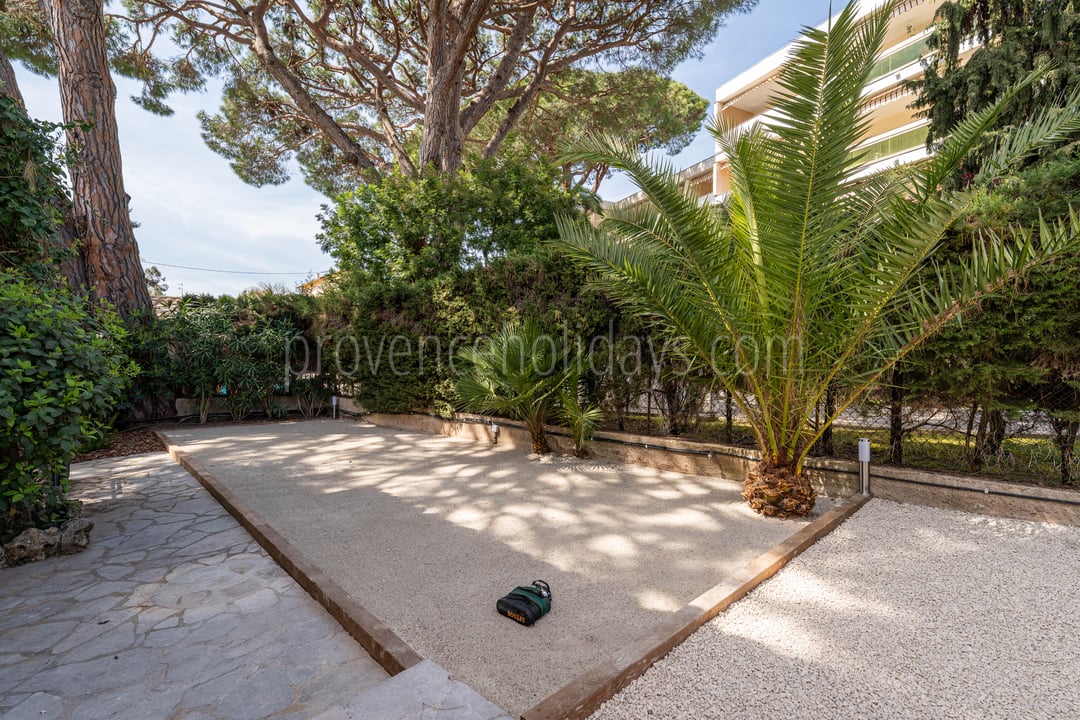 36 - Villa Croisette: Villa: Exterior