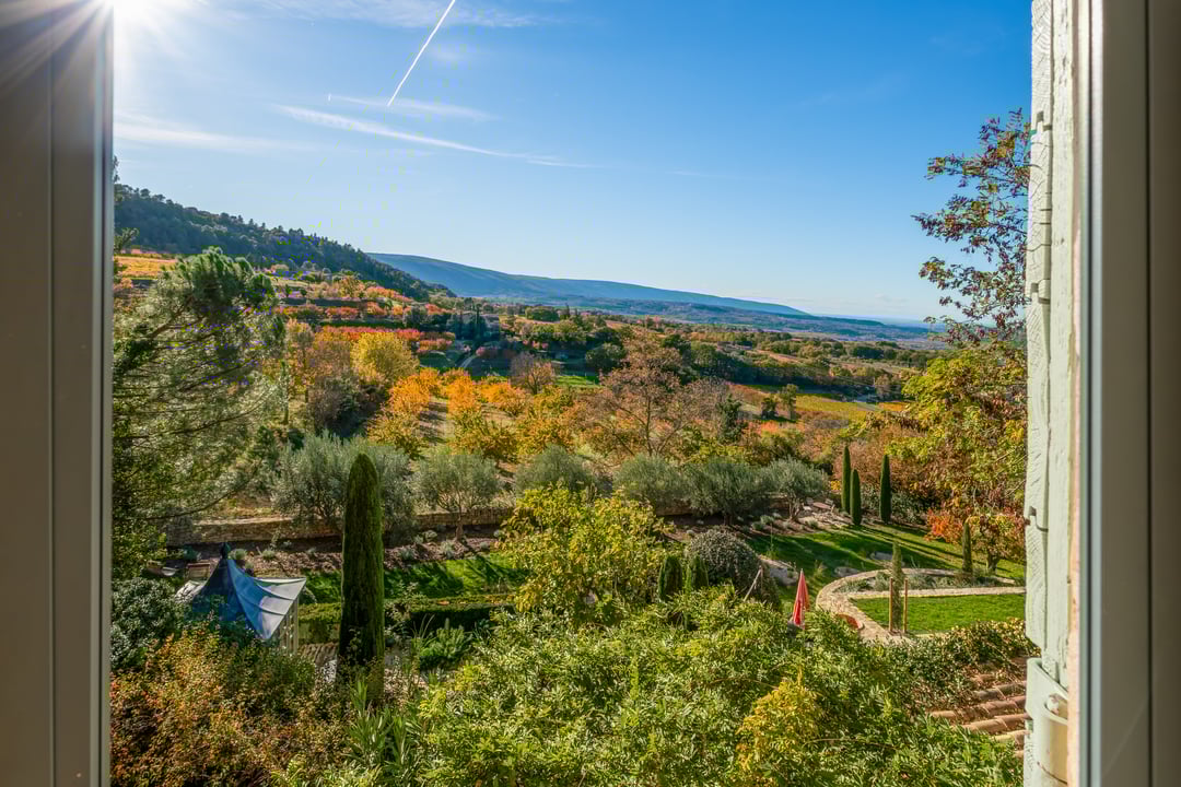 39 - 18e-eeuwse Bastide met uitzicht op de Luberon te koop - Bonnieux: Villa: Exterior