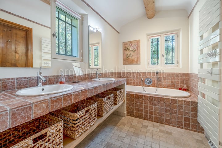 59 - Villa Provençale: Villa: Bathroom