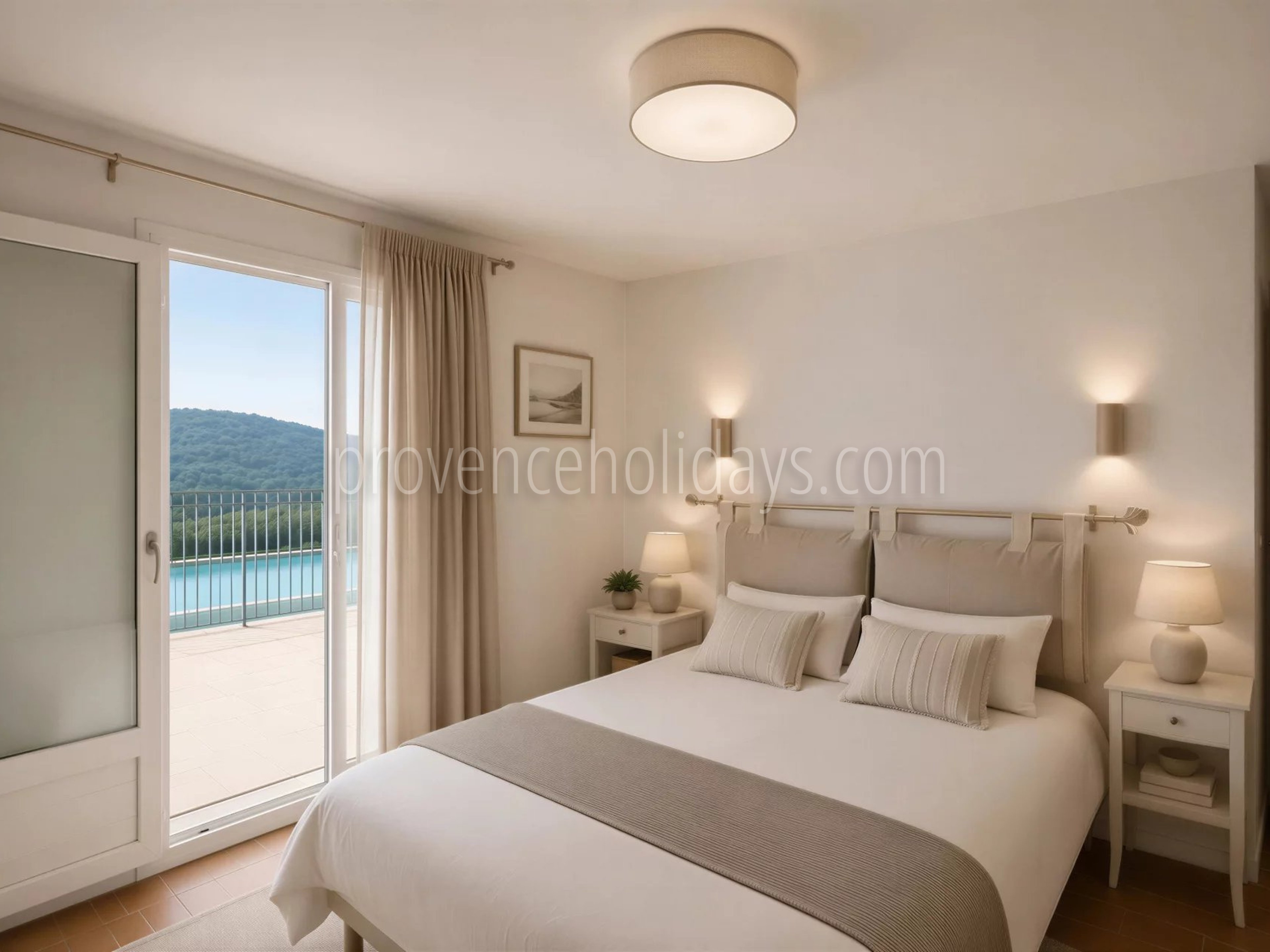 11 - Provençaalse villa in Cavalaire-sur-Mer: Villa: Bedroom