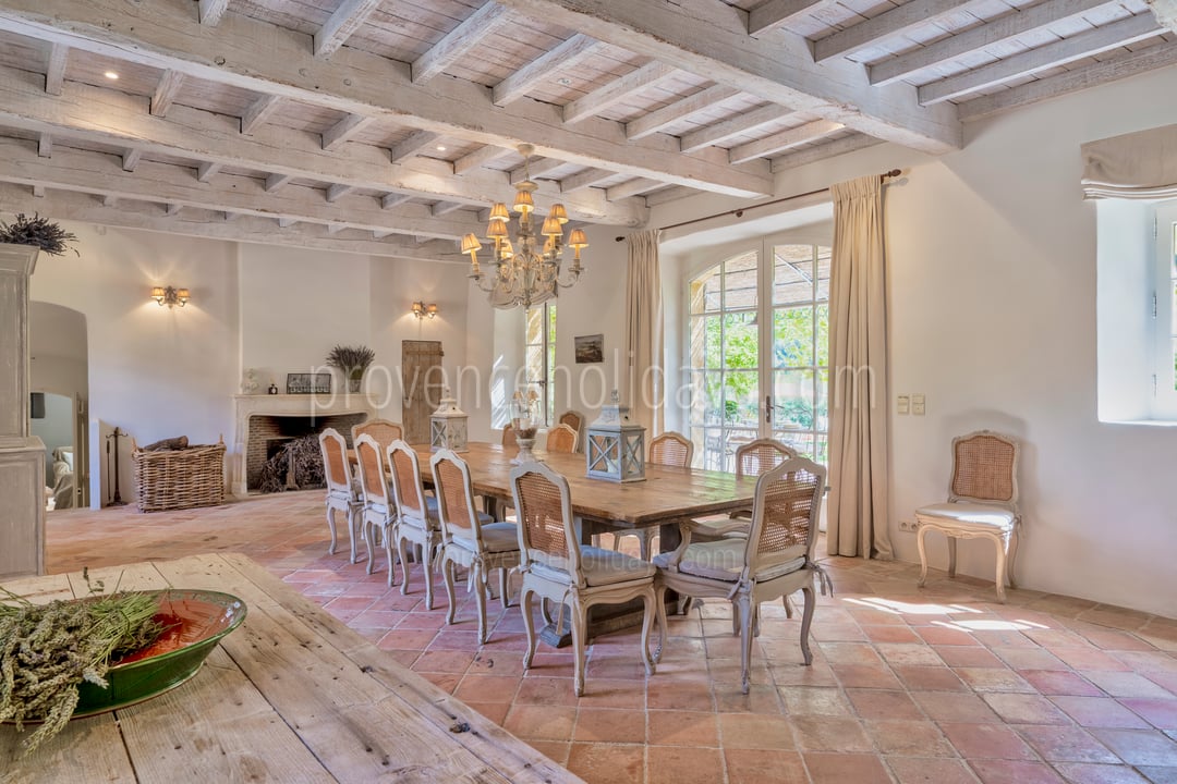 47 - Domaine de la Sainte Victoire: Villa: Interior