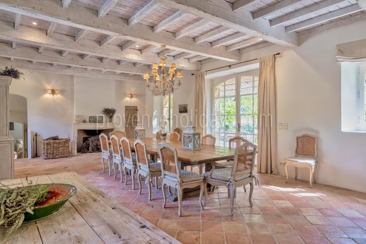 47 - Domaine de la Sainte Victoire: Villa: Interior