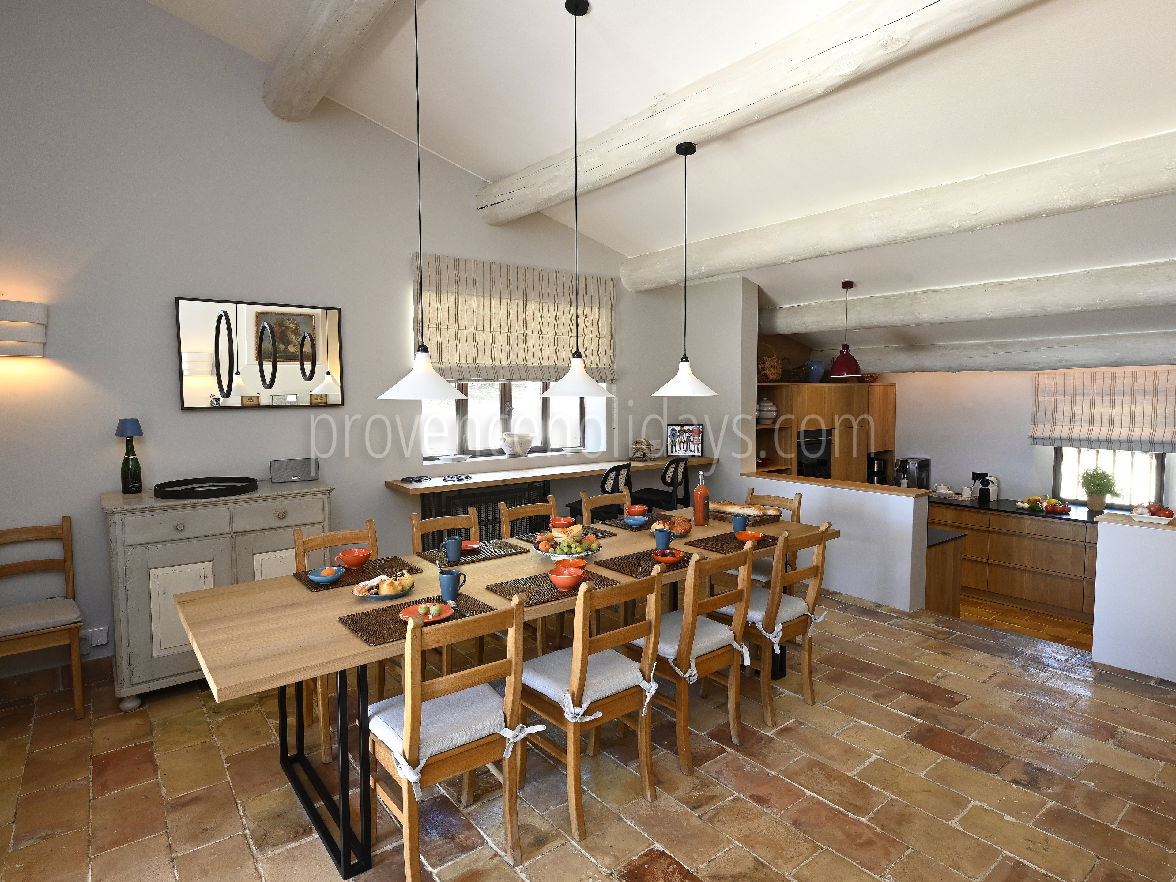 19 - La Maison des Bories: Villa: Interior