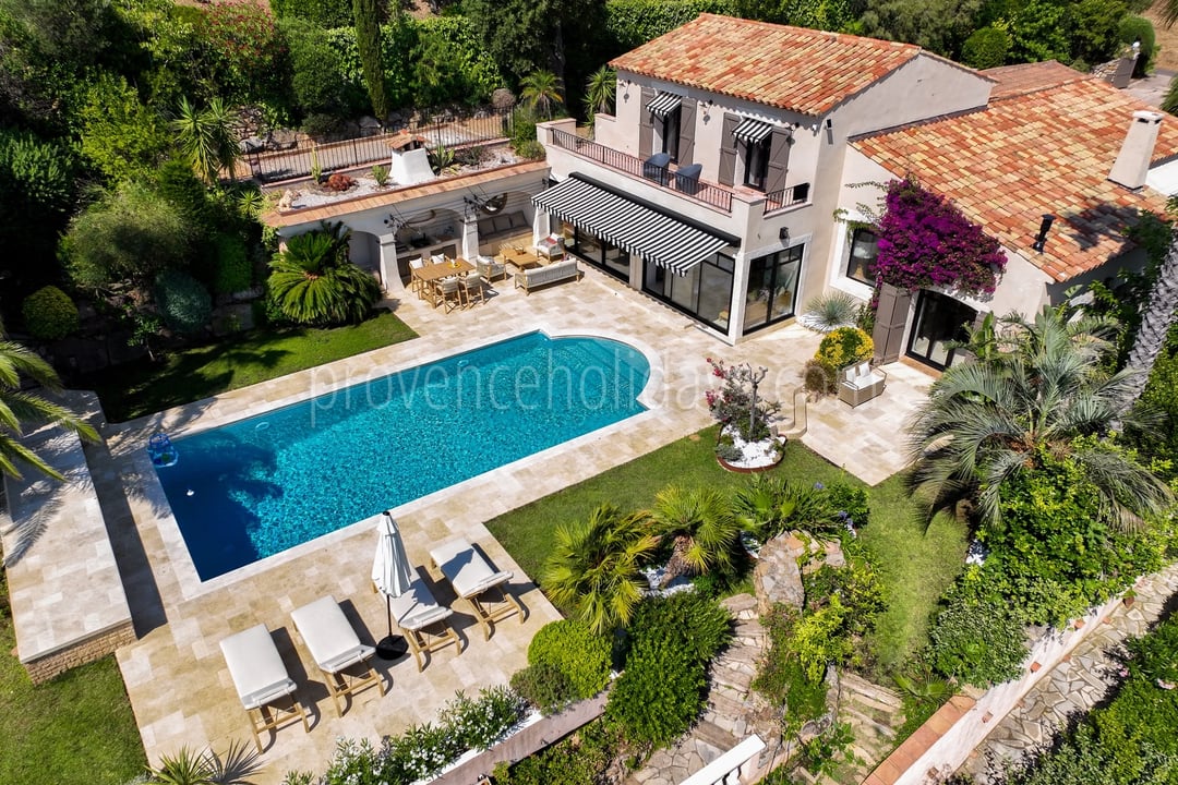 23 - Villa Atome: Villa: Exterior