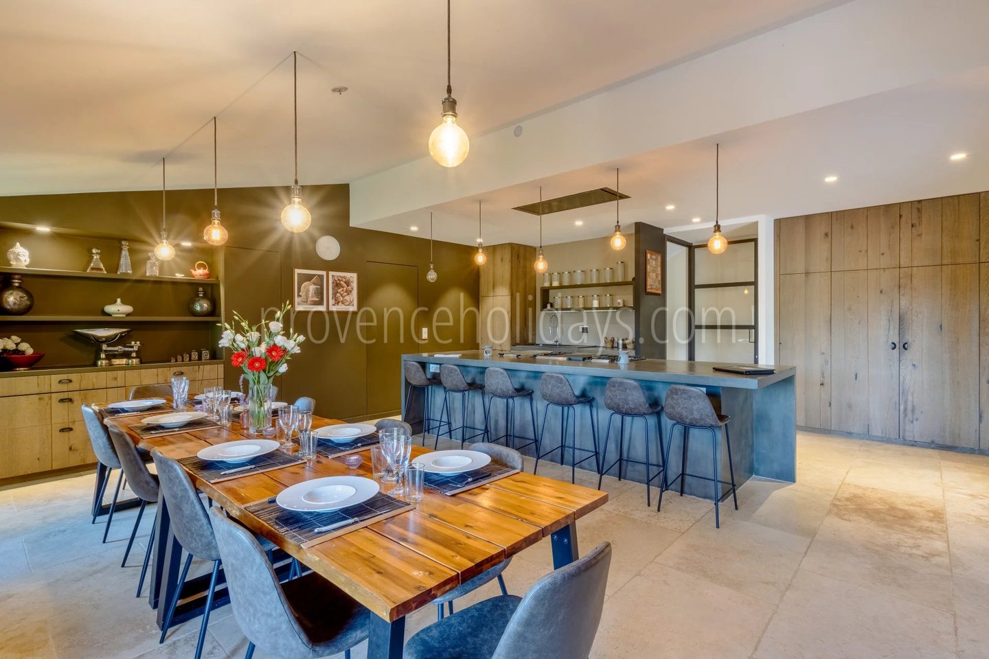 3 - Domaine en pierre à La Garde-Freinet: Villa: Interior