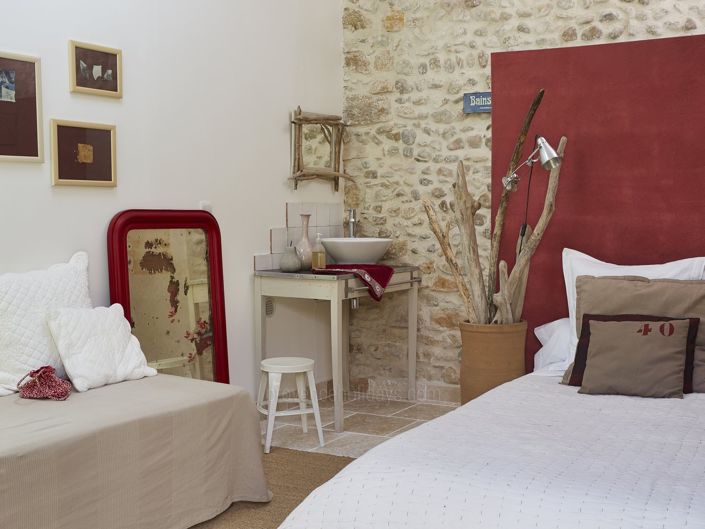 15 - Maison Sarrians: Villa: Bedroom