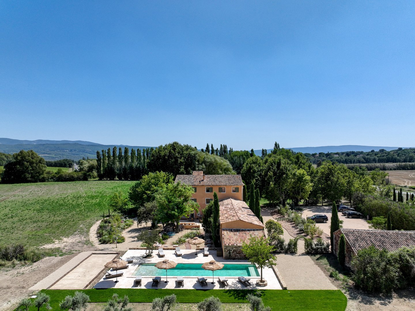 98 - Le Mas de Prestige: Villa: Exterior