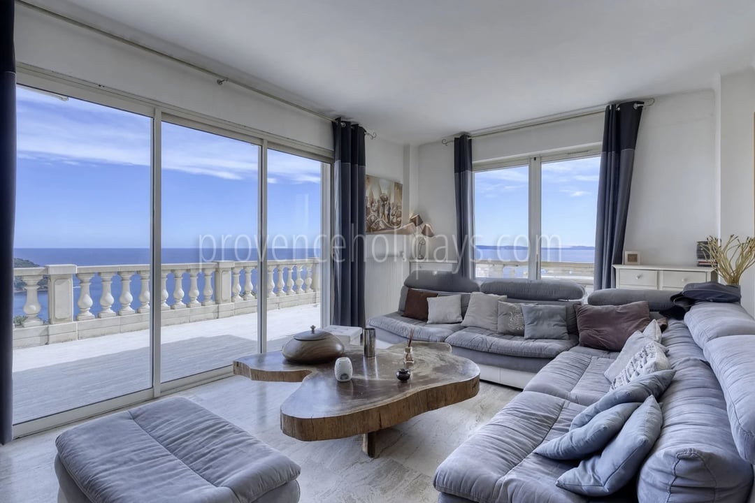 5 - Villa avec jardin arboré à Rayol-Canadel-sur-Mer: Villa: Interior