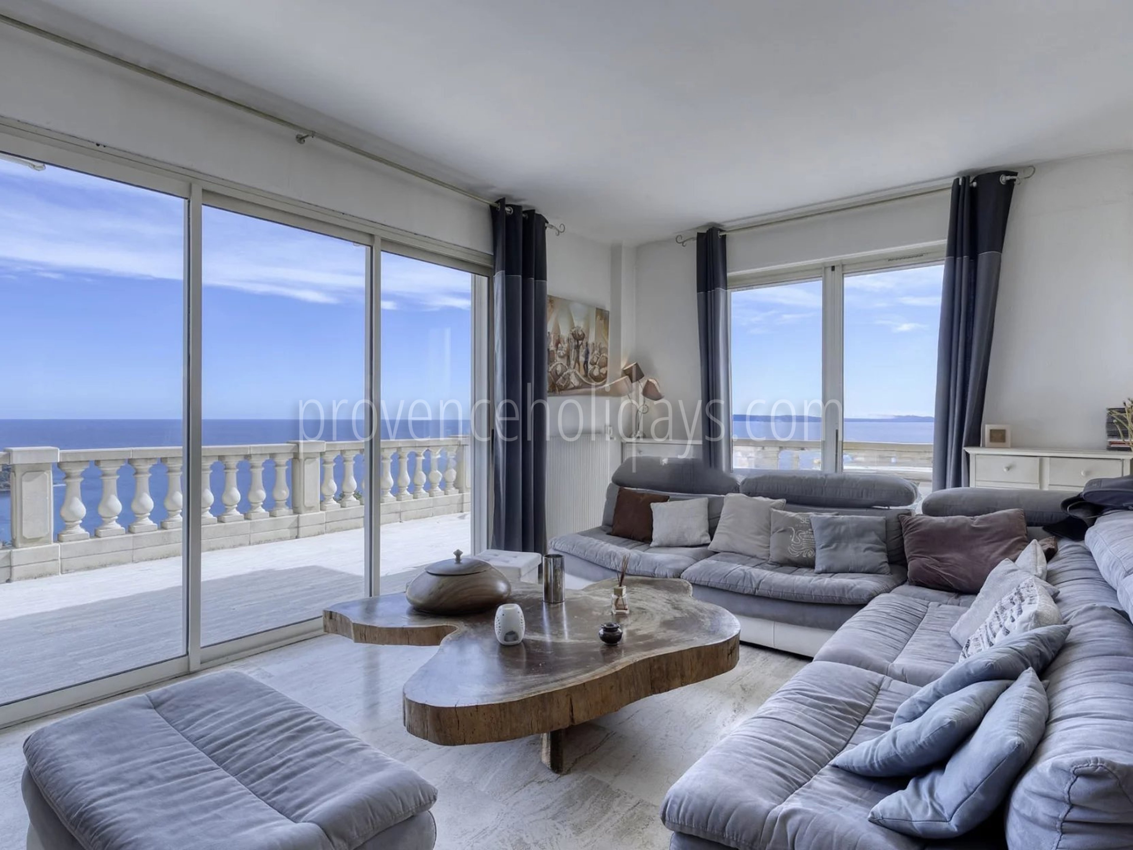 5 - Villa avec jardin arboré à Rayol-Canadel-sur-Mer: Villa: Interior