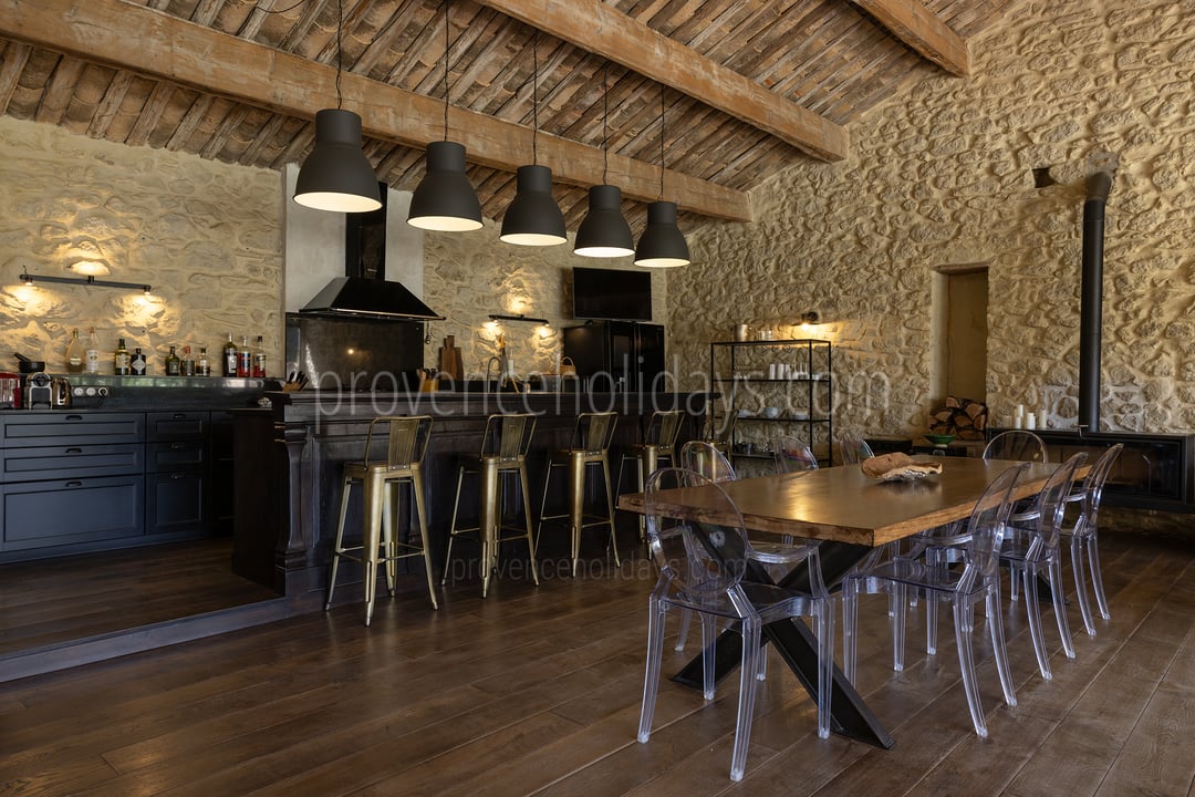 6 - Le Mas d\'Entraigues: Villa: Interior