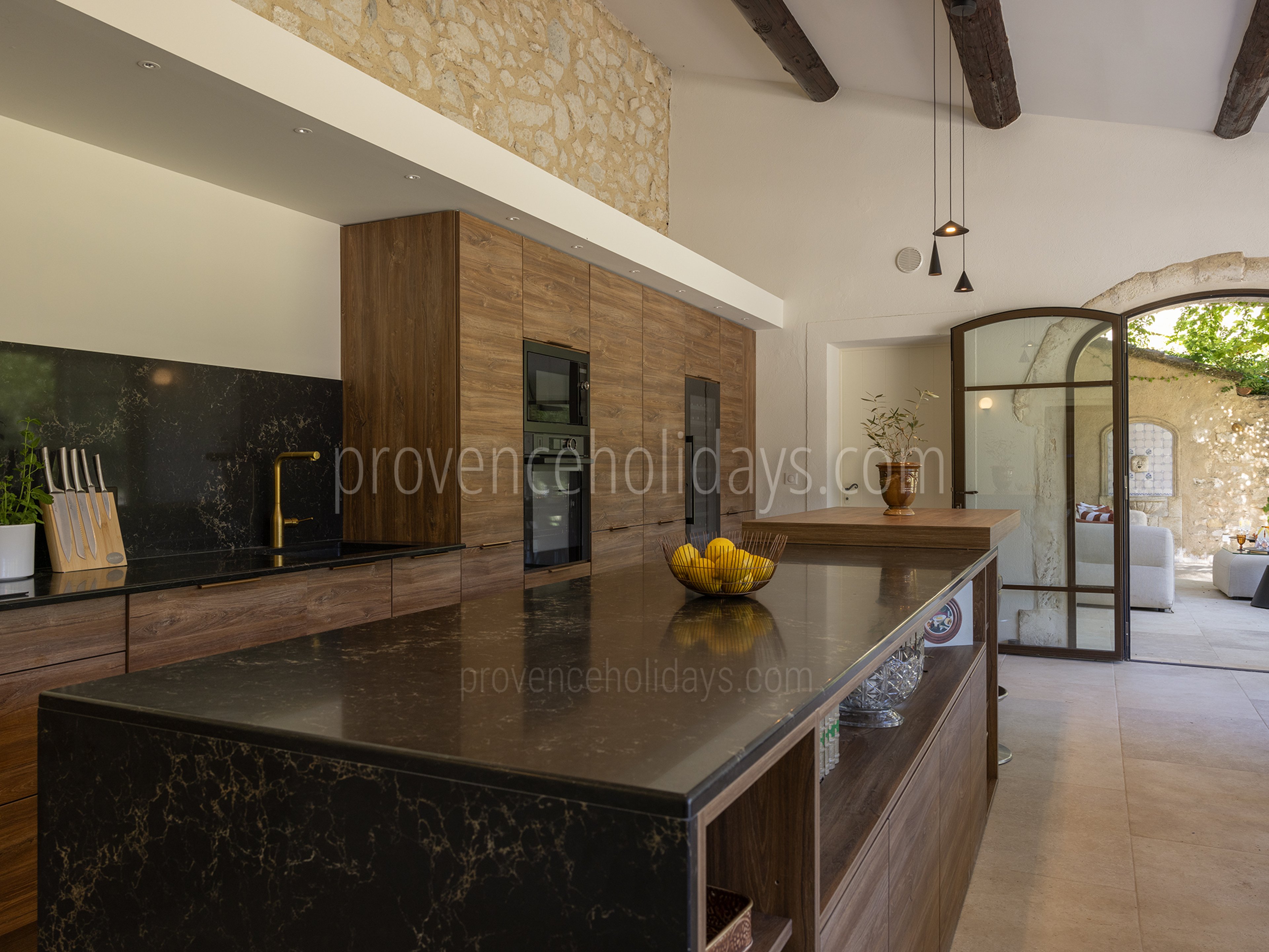 22 - Le Mas des Magnans: Villa: Interior