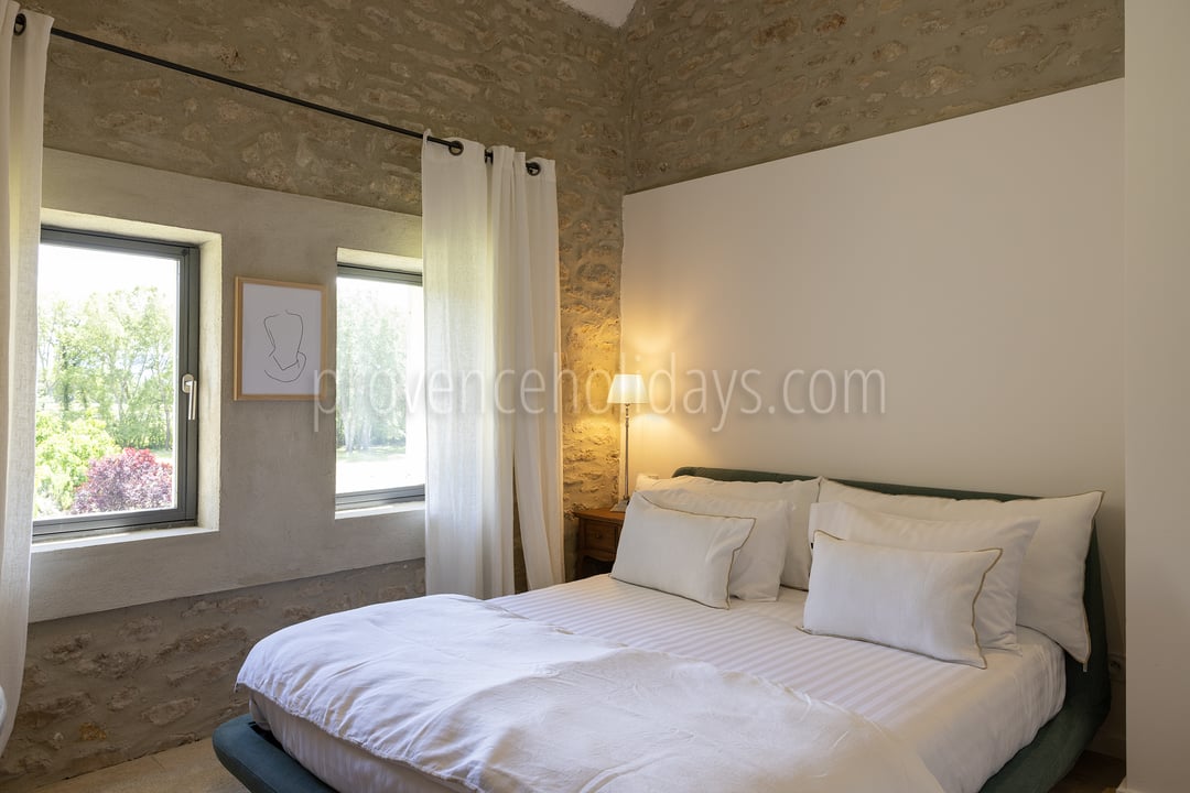 67 - Mas du Carlet: Villa: Bedroom
