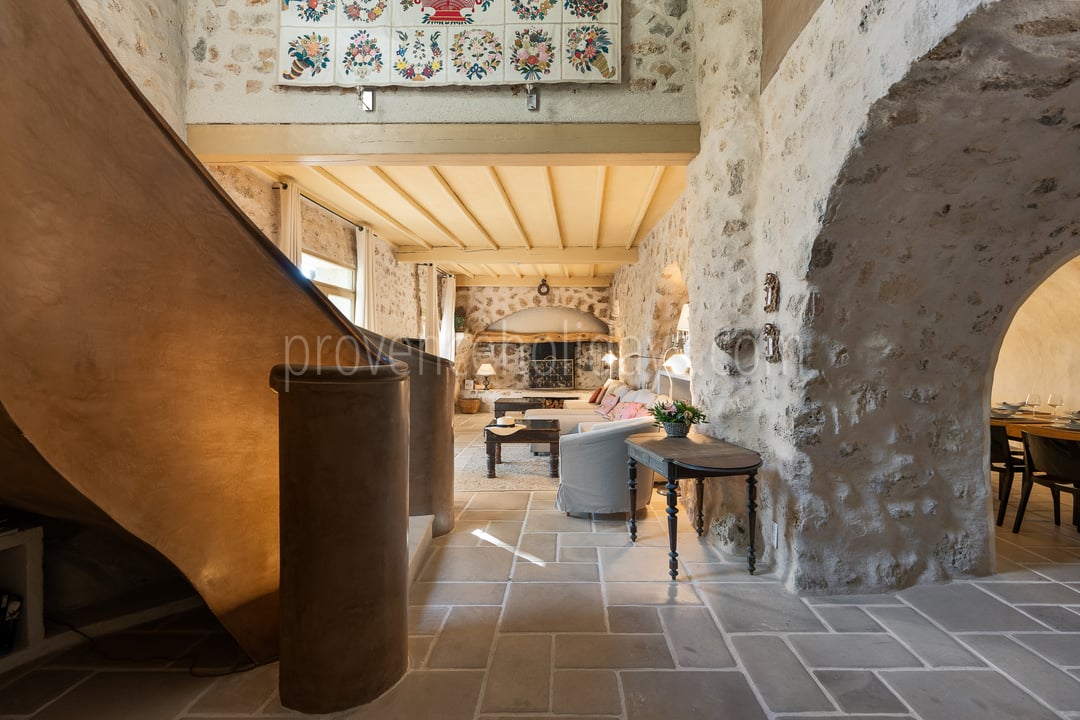 32 - Domaine Three Lakes: Villa: Interior