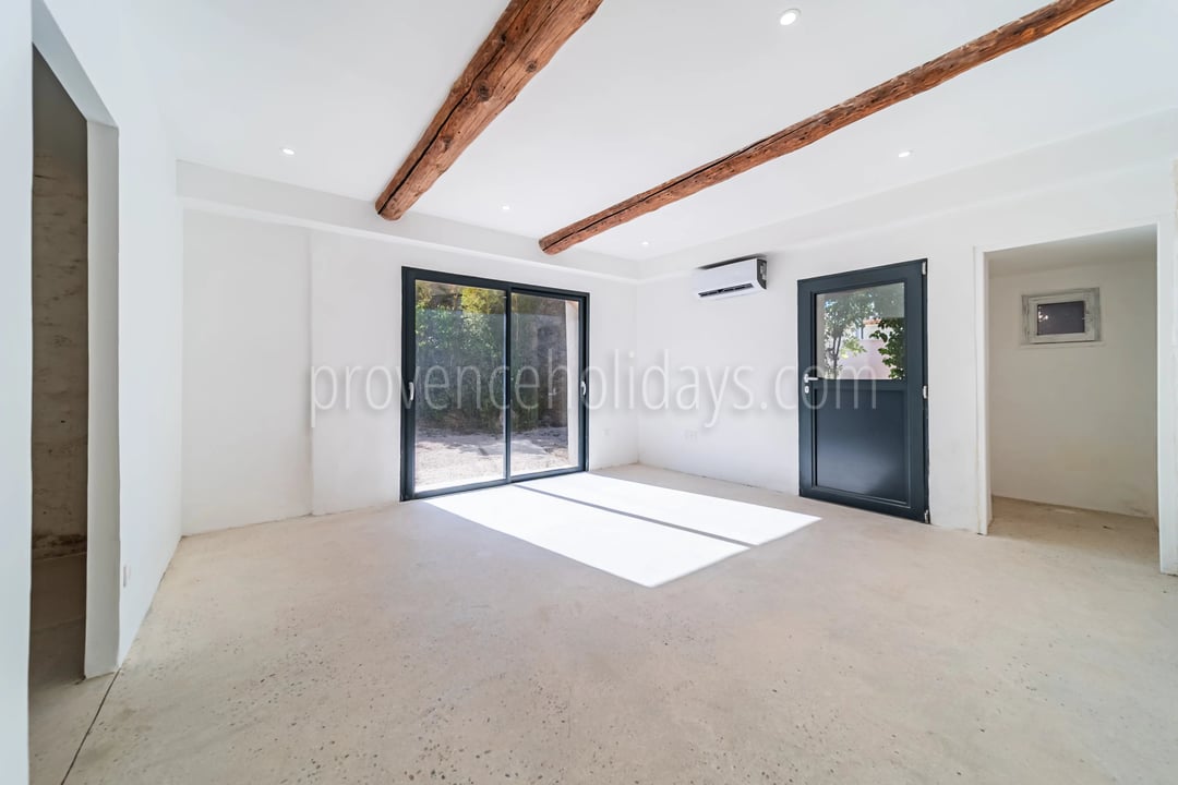21 - Mas rénové à L\'Isle-sur-la-Sorgue: Villa: Interior