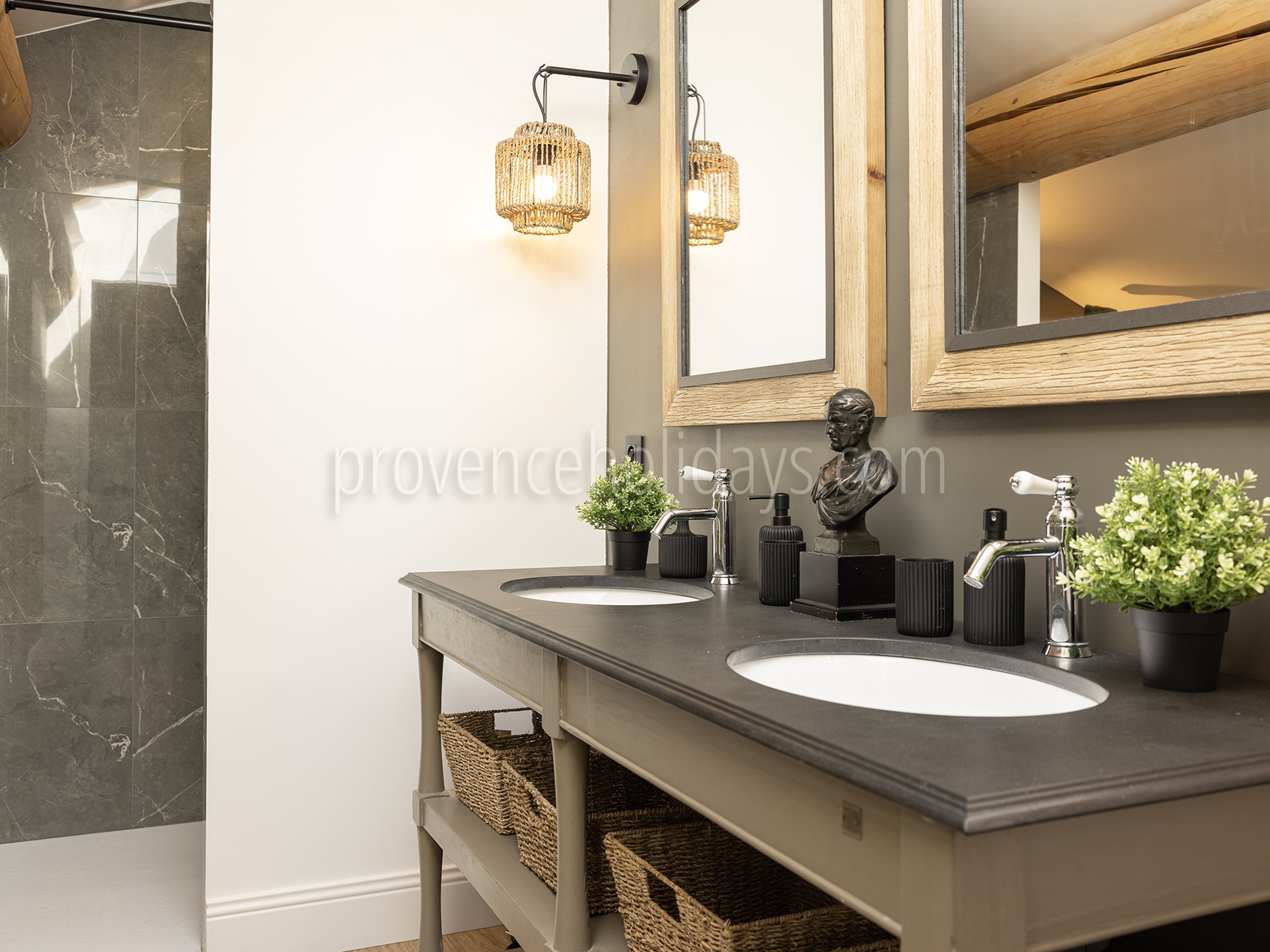 53 - Mas Baroche: Villa: Bathroom