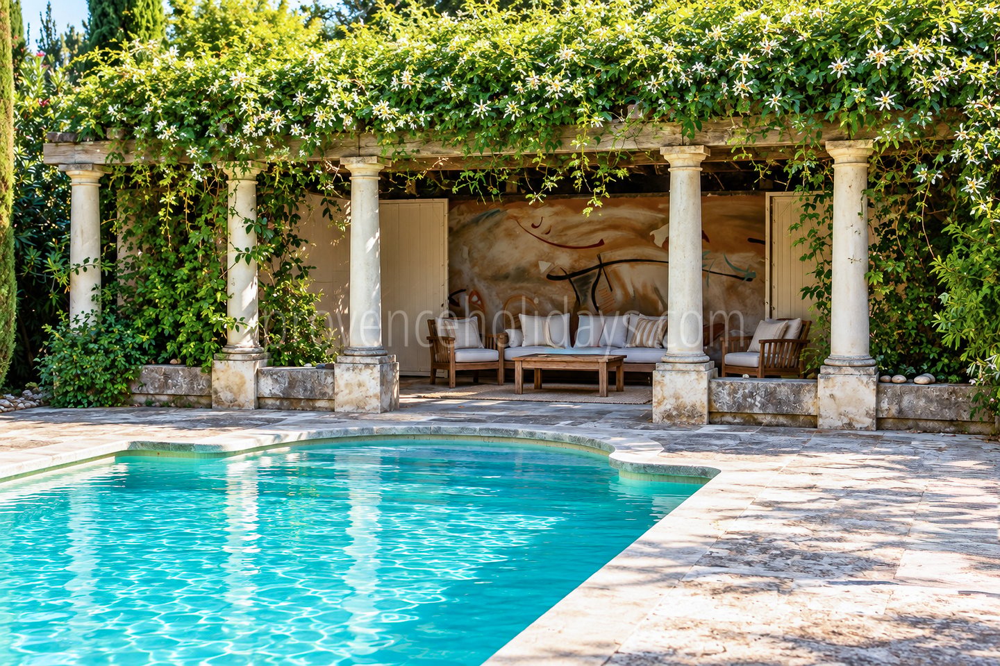 3 - Authentic farmhouse in Saint-Rémy-de-Provence: Villa: Pool
