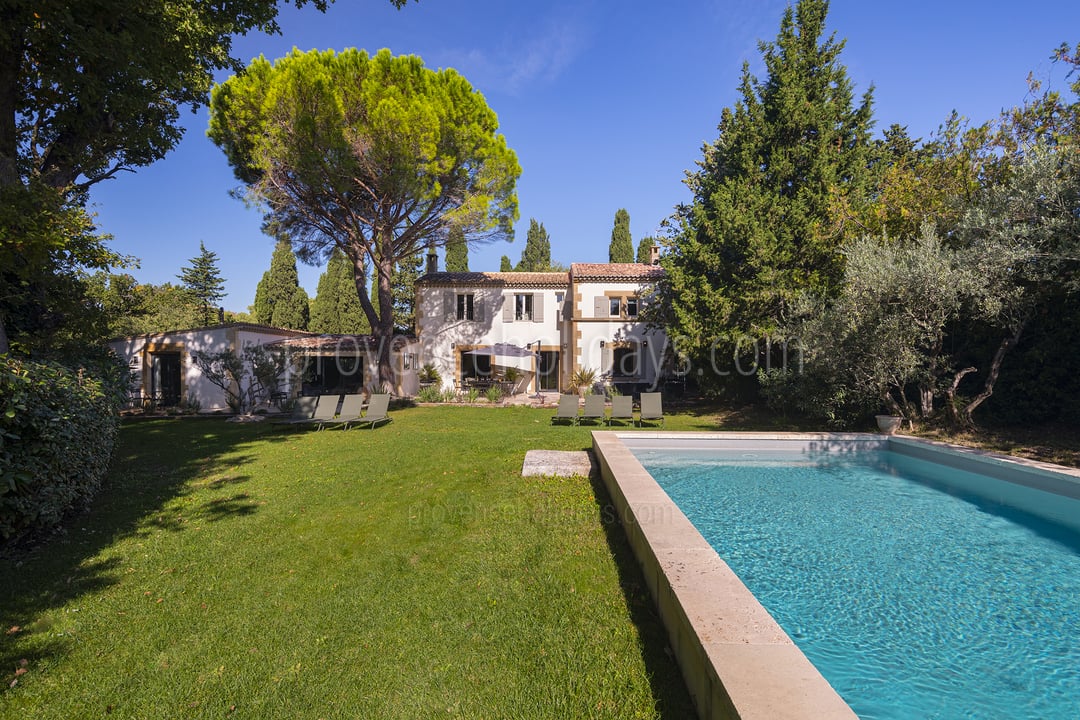 10 - Villa Glanum: Villa: Pool