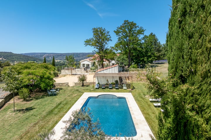 3 - La Villa aux lavandes: Villa: Pool