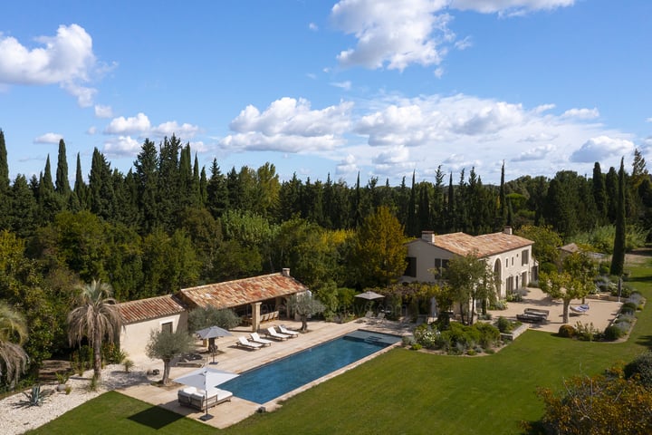 Propriété d'exception avec court de tennis à Saint-Rémy-de-Provence