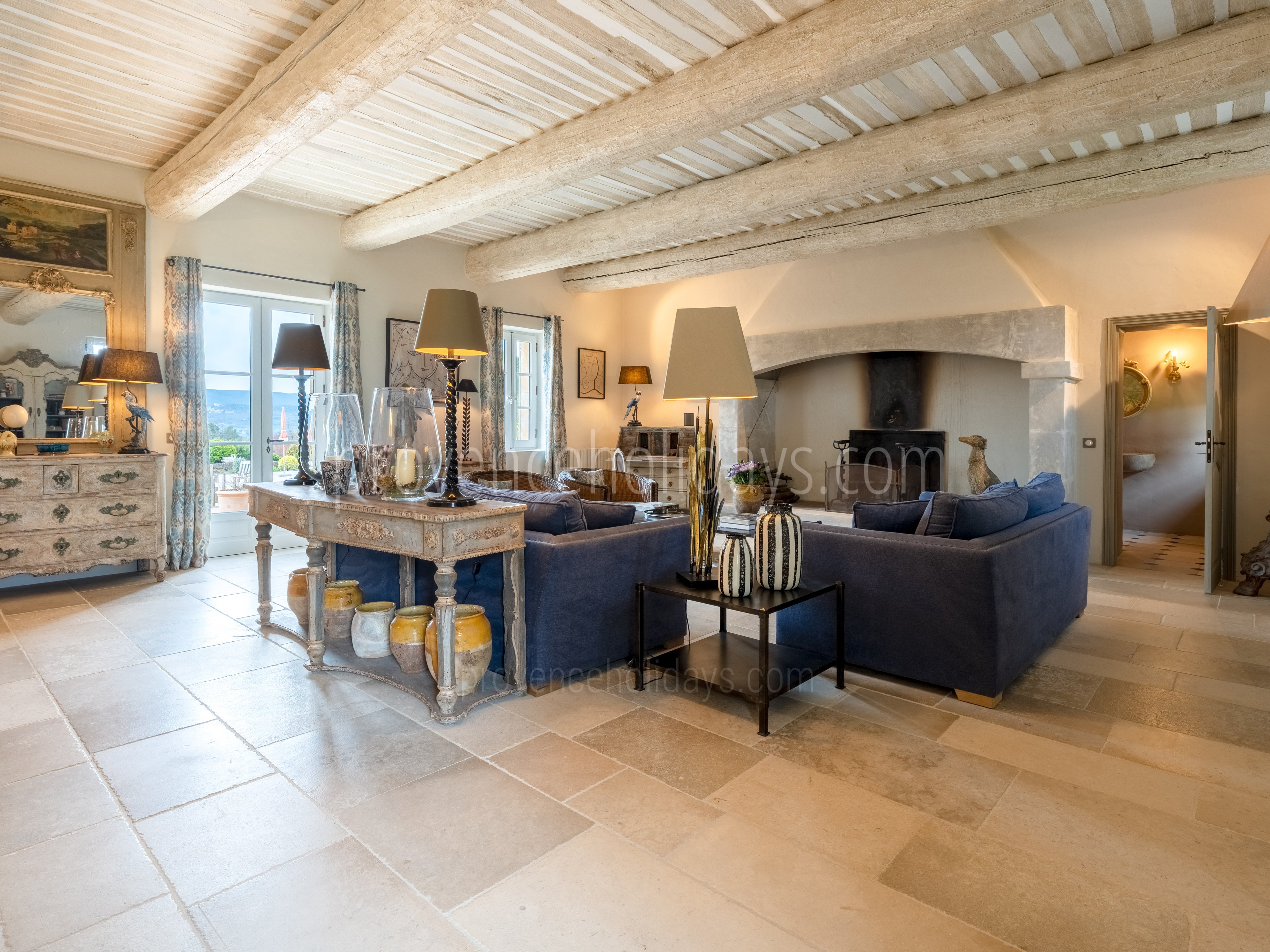 62 - La Bastide Incarnat: Villa: Interior