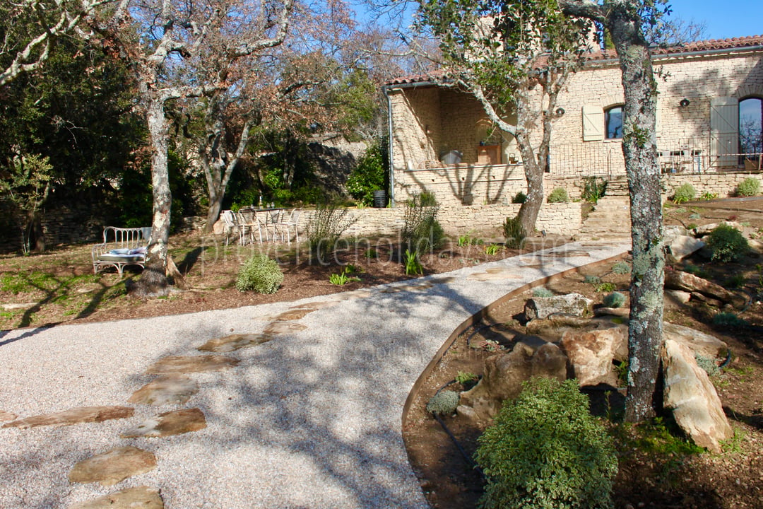 31 - Mas des Chênes Blancs: Villa: Exterior