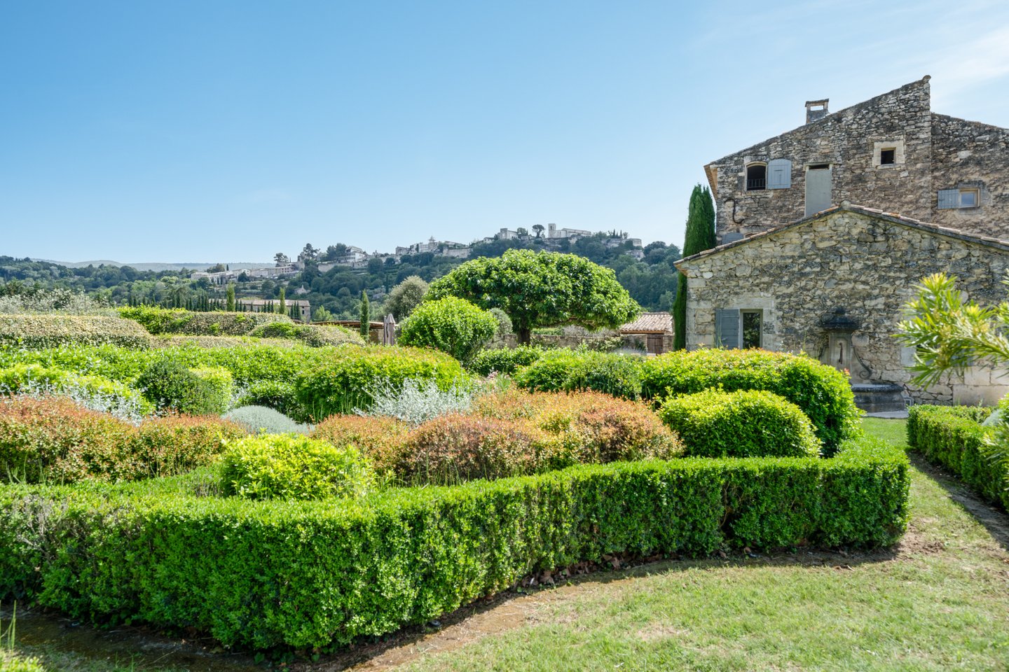 13 - Mas du Fort: Villa: Exterior