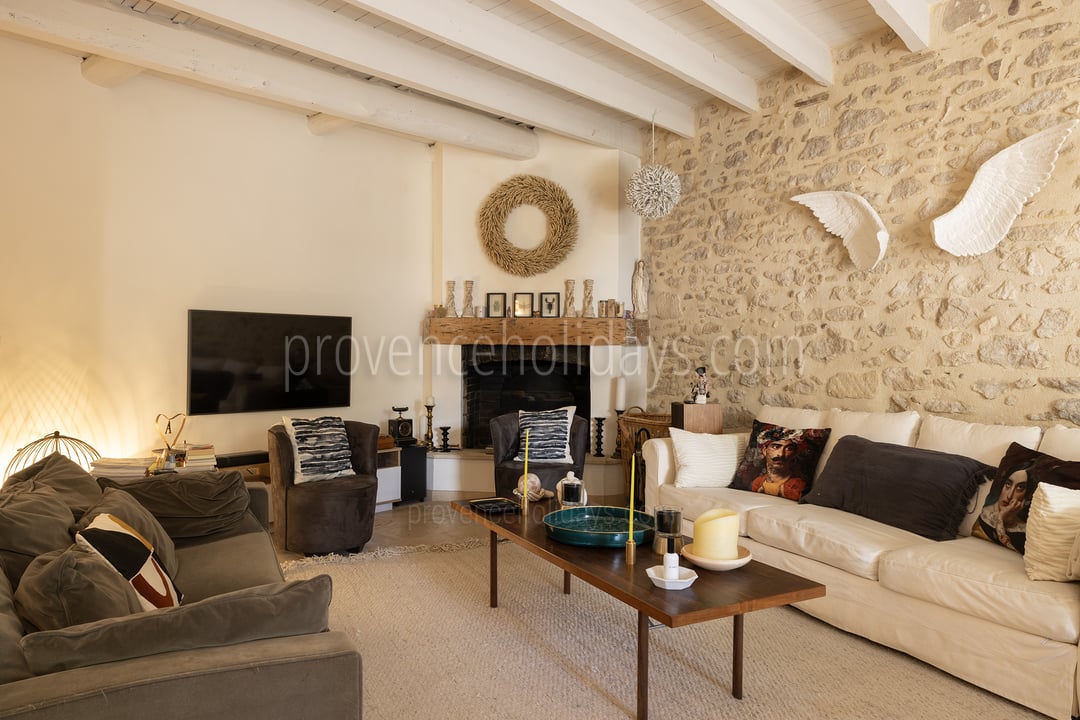 17 - Maison Eyragues: Villa: Interior
