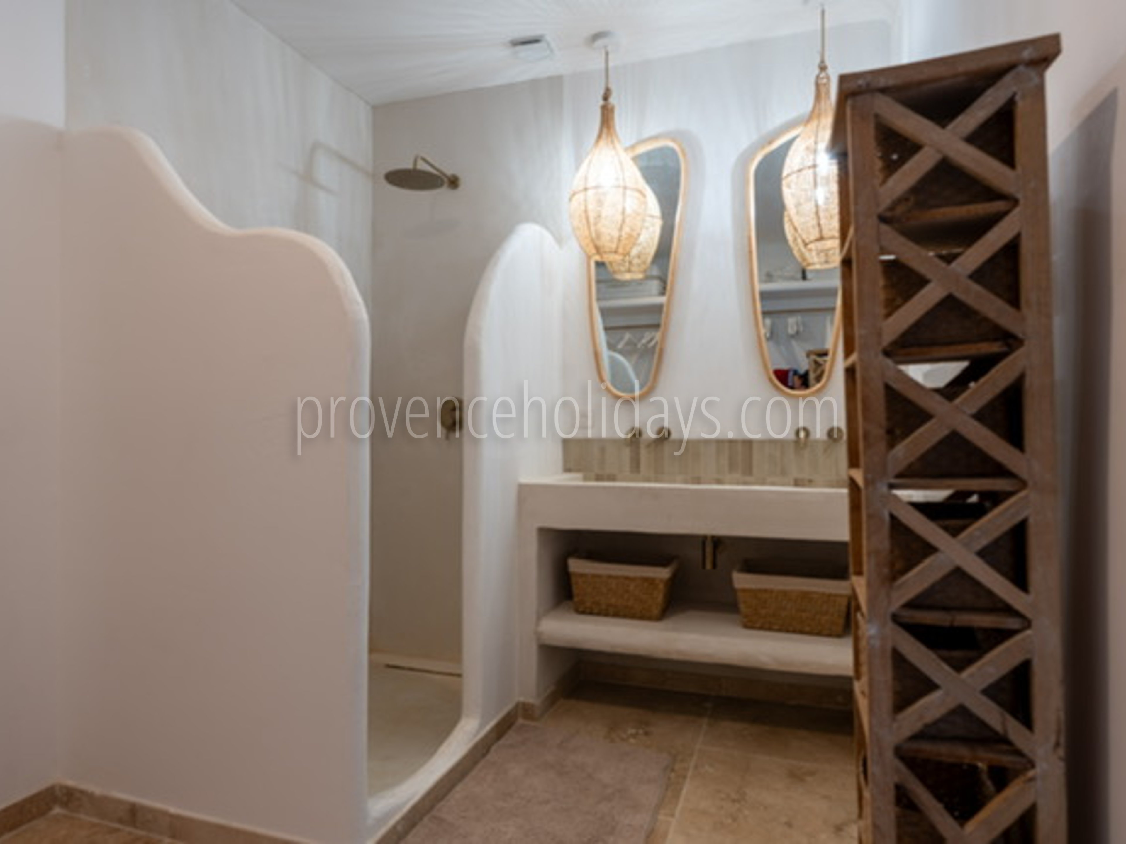 12 - Villa Le Nardou: Villa: Bathroom