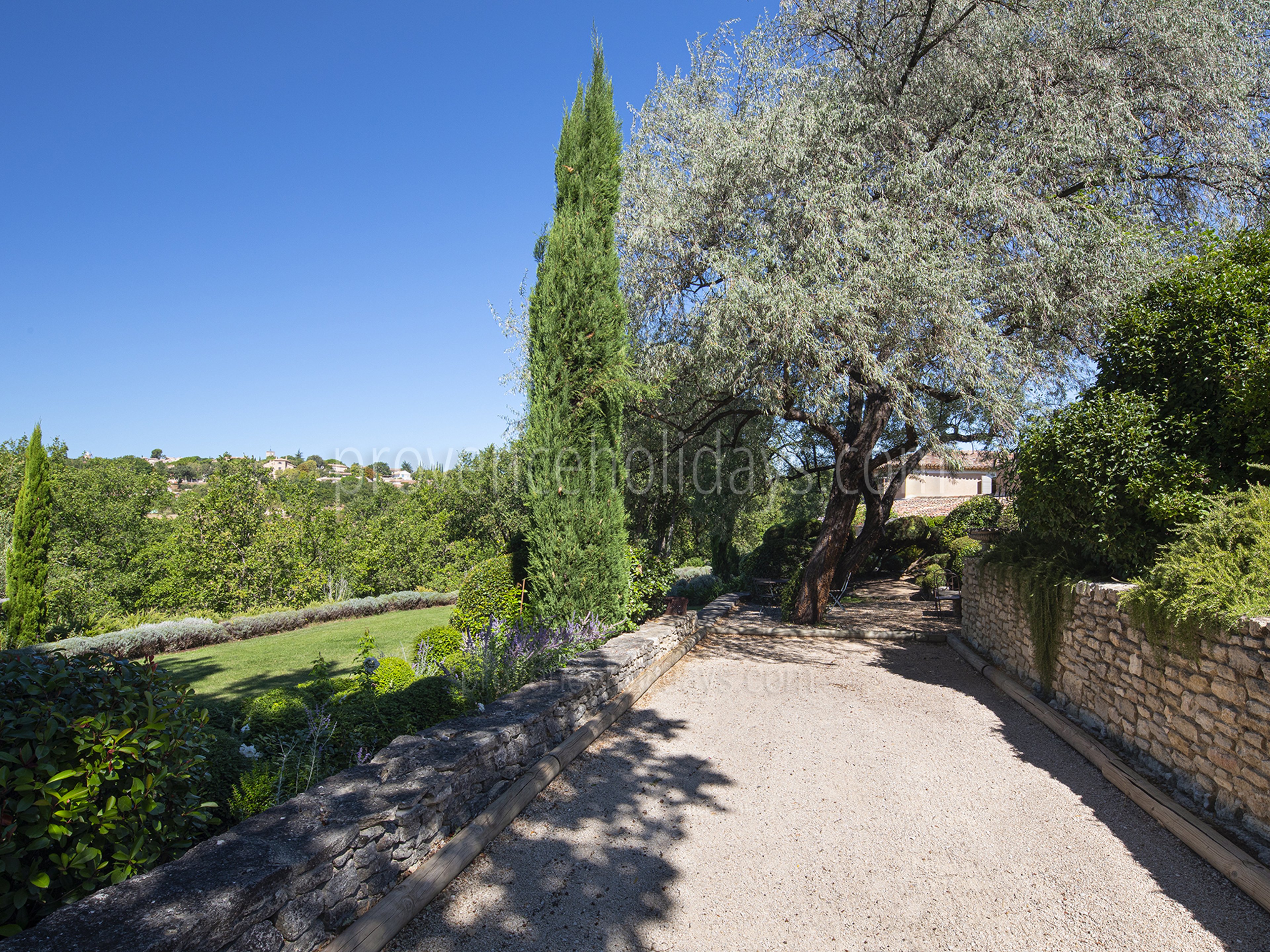 19 - Mas Goult: Villa: Exterior