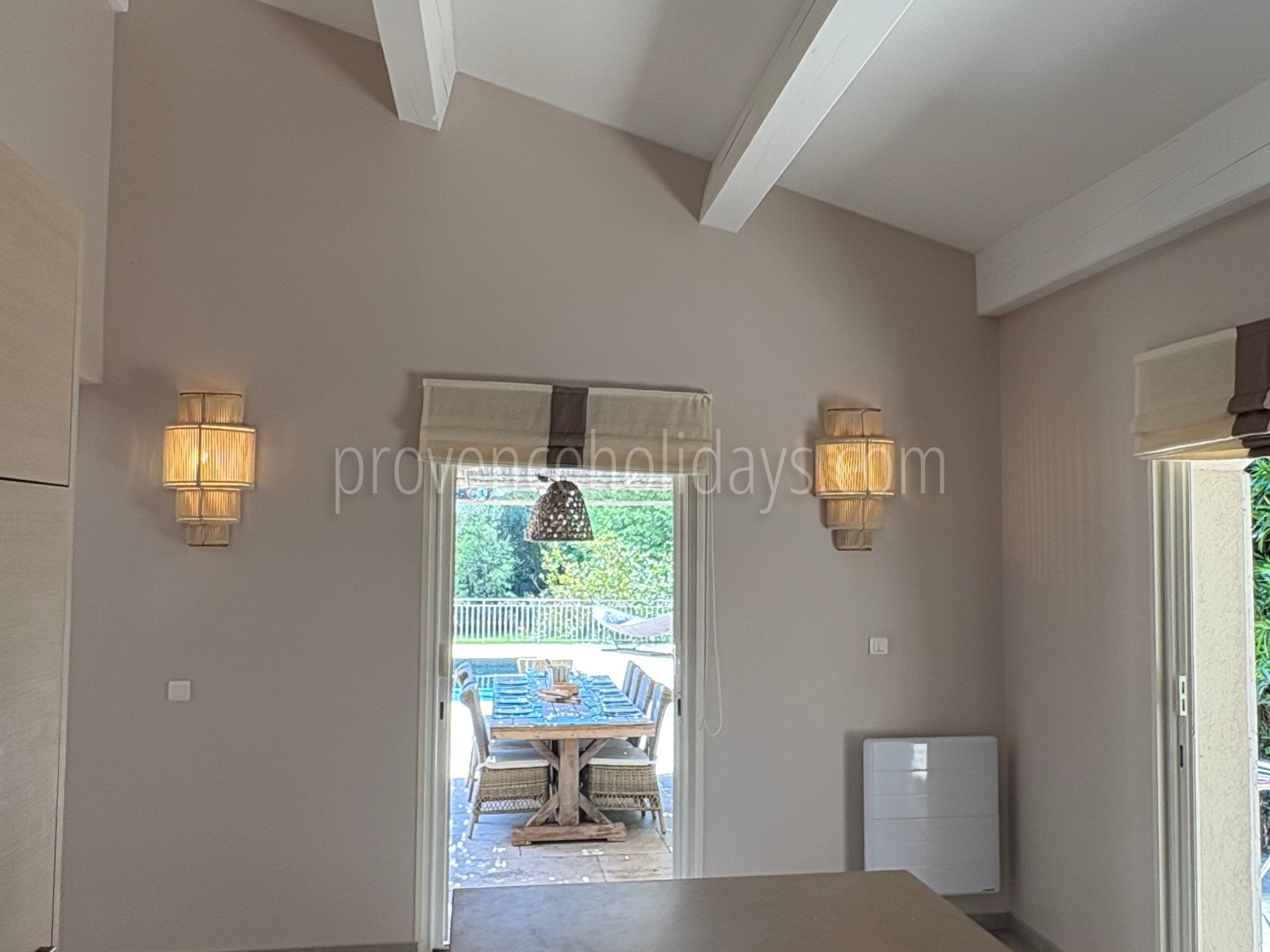 11 - Le Mas des Lys: Villa: Interior