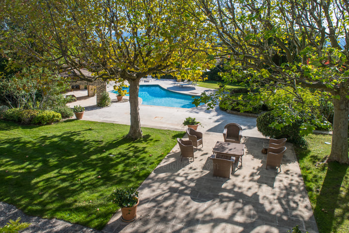 Holiday villa in Cabrières-d'Avignon, The Luberon