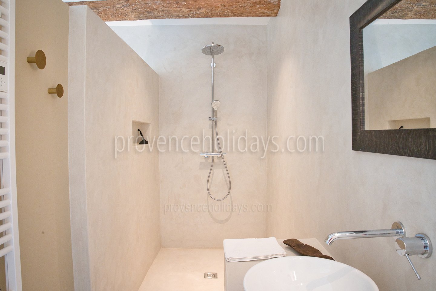 27 - Bastide du Lavoir: Villa: Bathroom