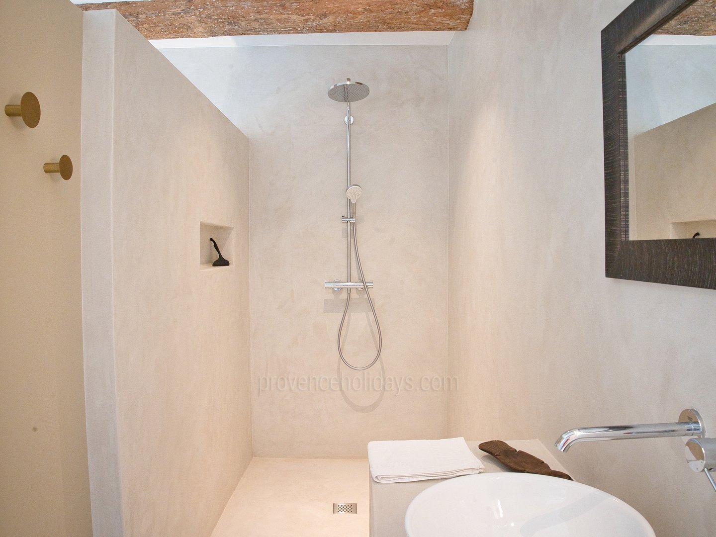 27 - Bastide du Lavoir: Villa: Bathroom