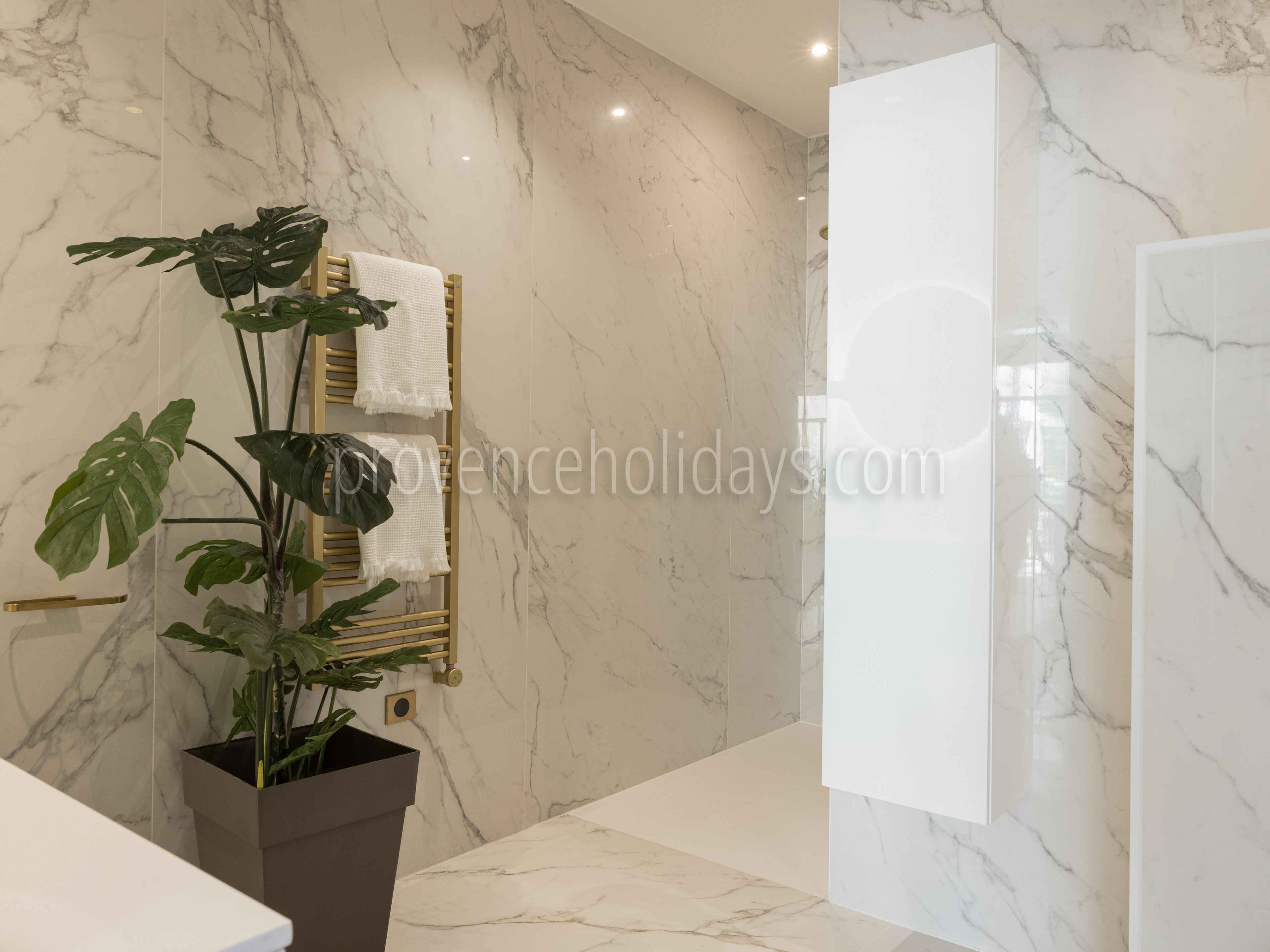 25 - Le Joyau de Paradou: Villa: Bathroom