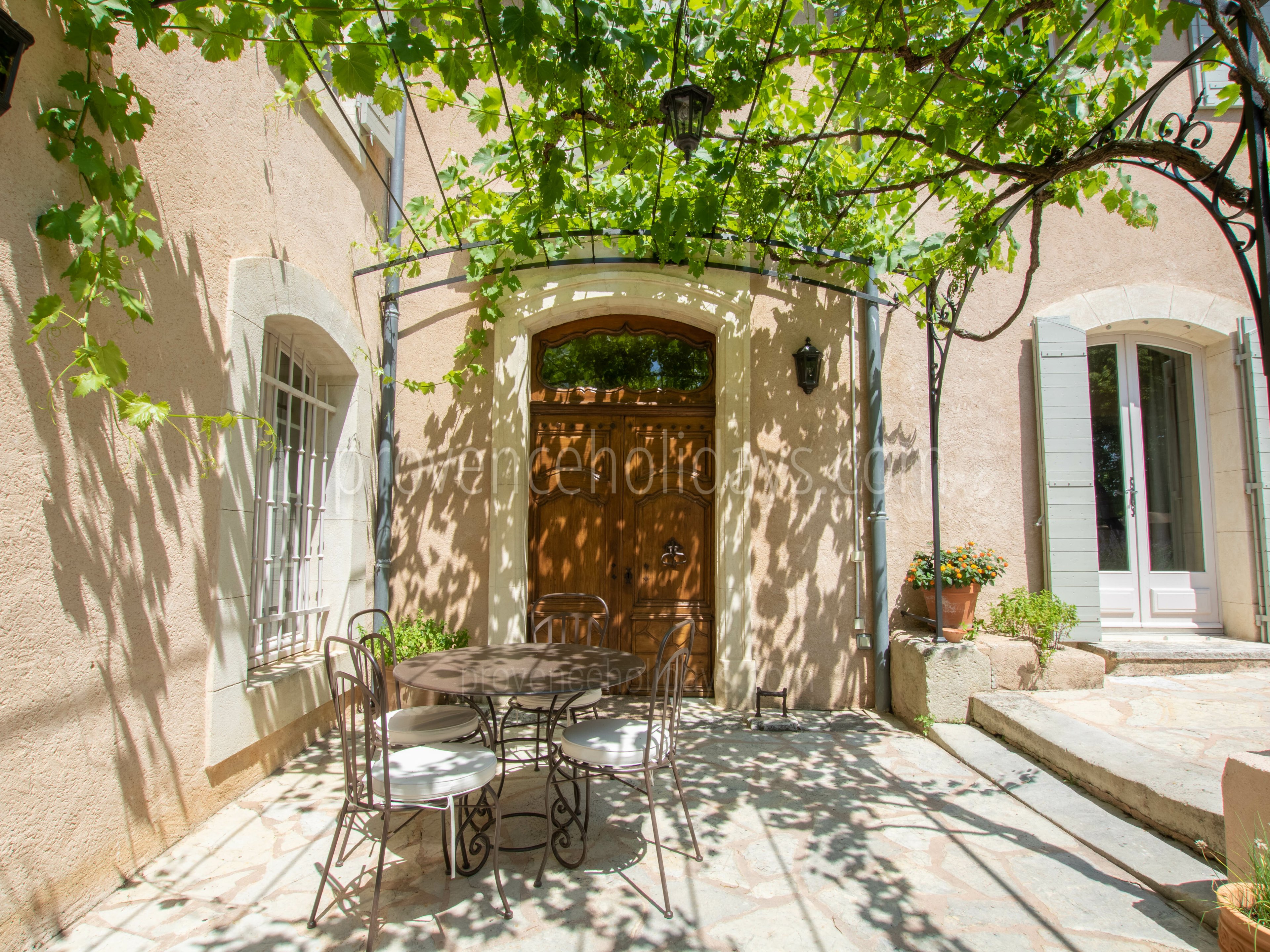 3 - Château des Templiers: Villa: Exterior