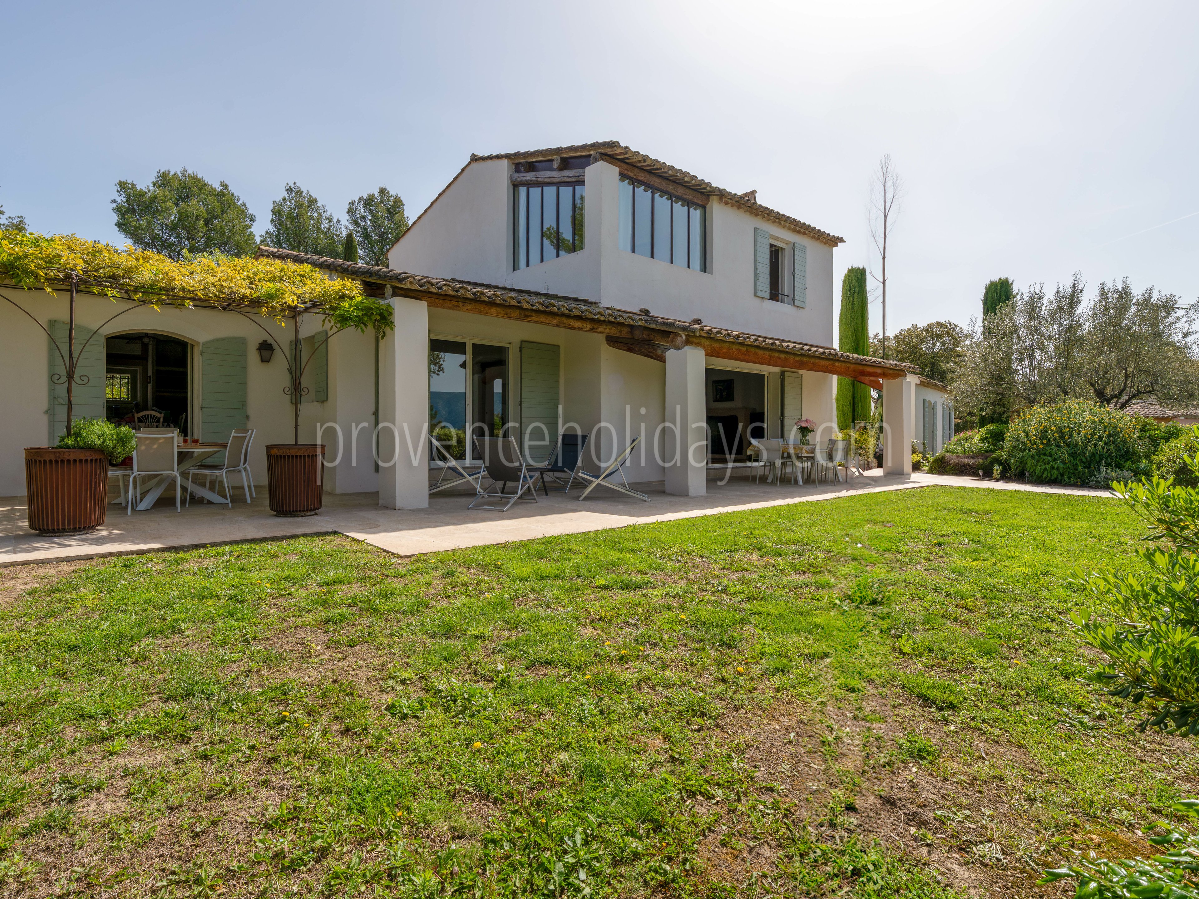 26 - Villa Provençale: Villa: Exterior