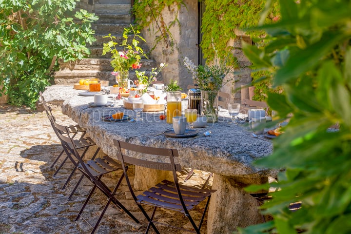 17 - Le Vallon Secret: Villa: Exterior