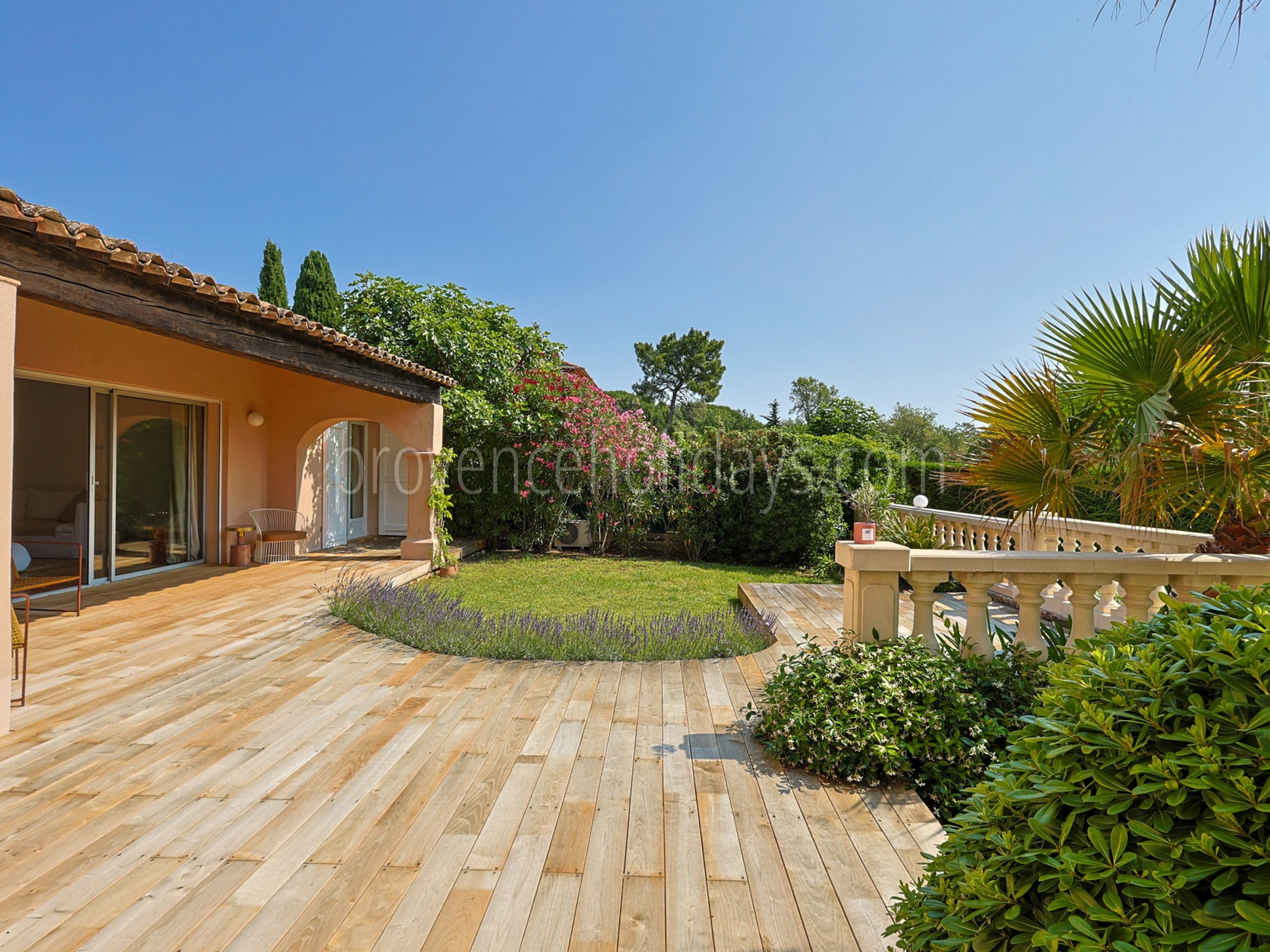 18 - Villa Gaby: Villa: Exterior