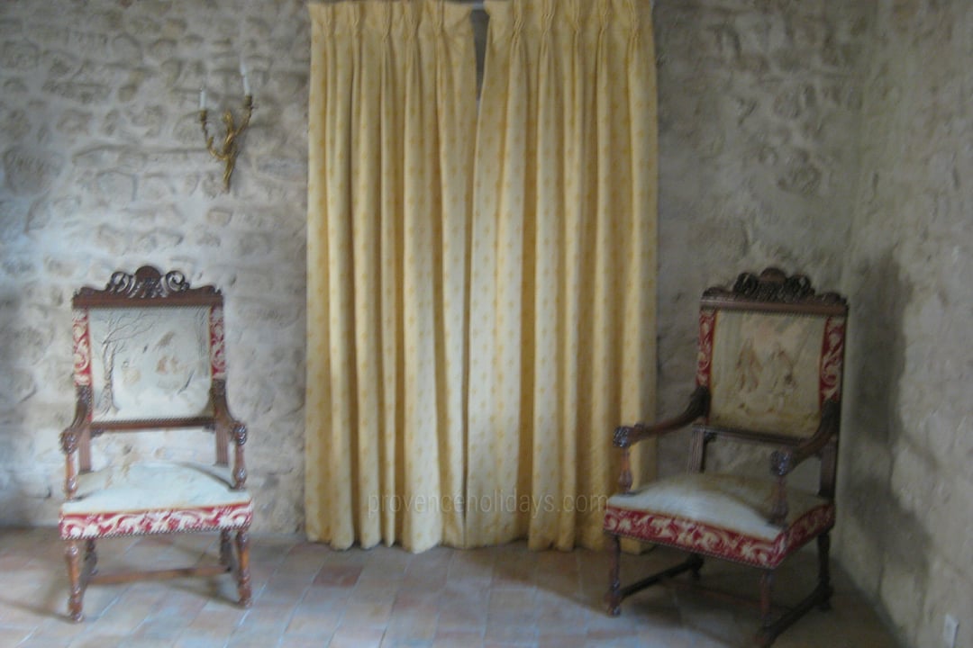 22 - La Maison de Grambois: Villa: Interior