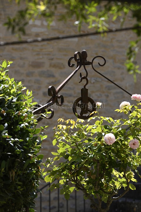 19 - Mas Cabrières: Villa: Exterior