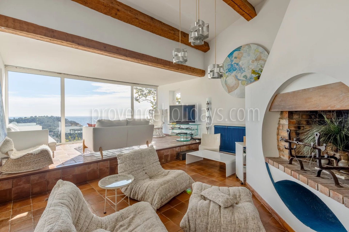 3 - Te renoveren villa in Rayol-Canadel-sur-Mer: Villa: Interior